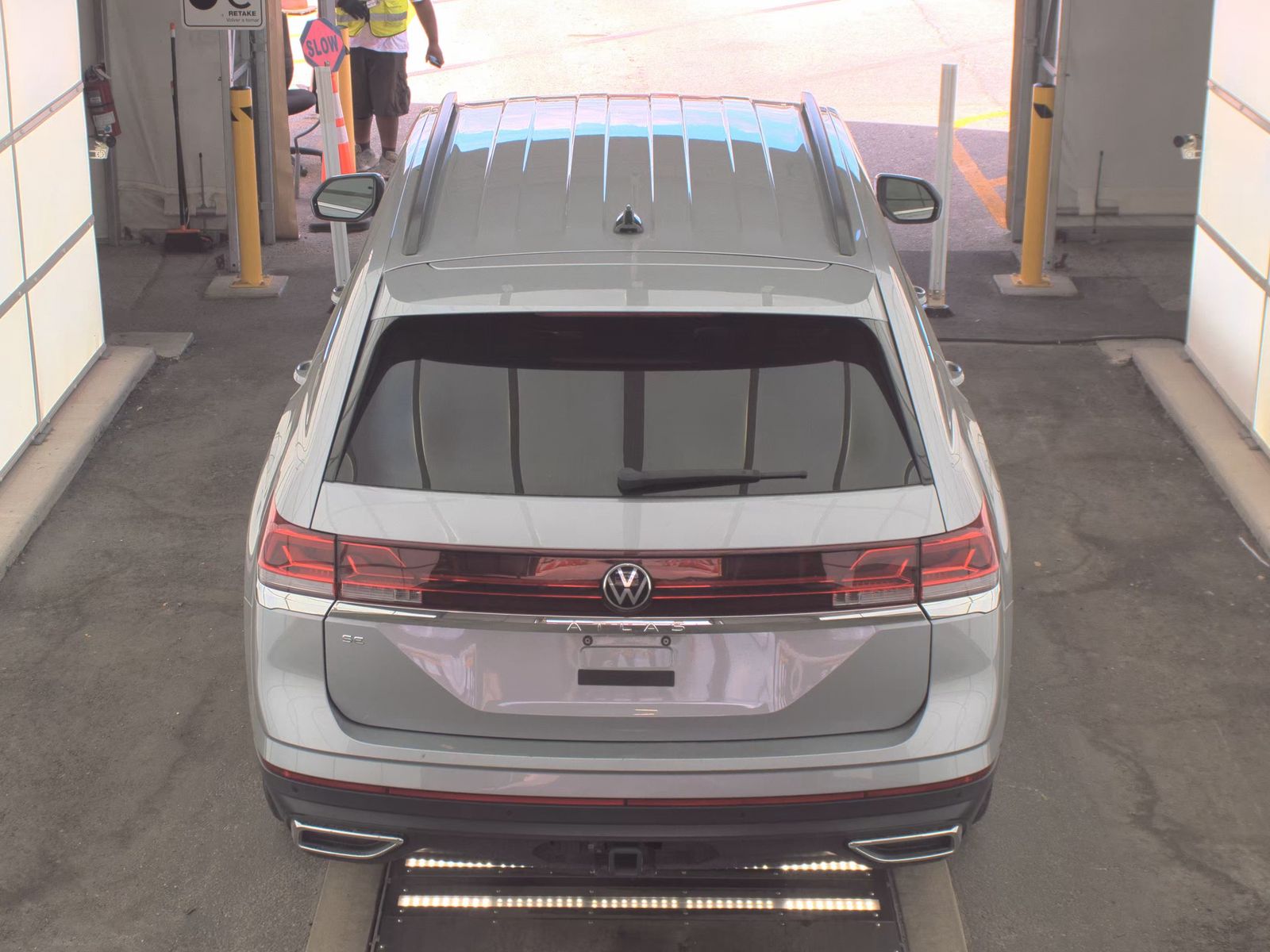 2024 Volkswagen Atlas 2.0T SE FWD