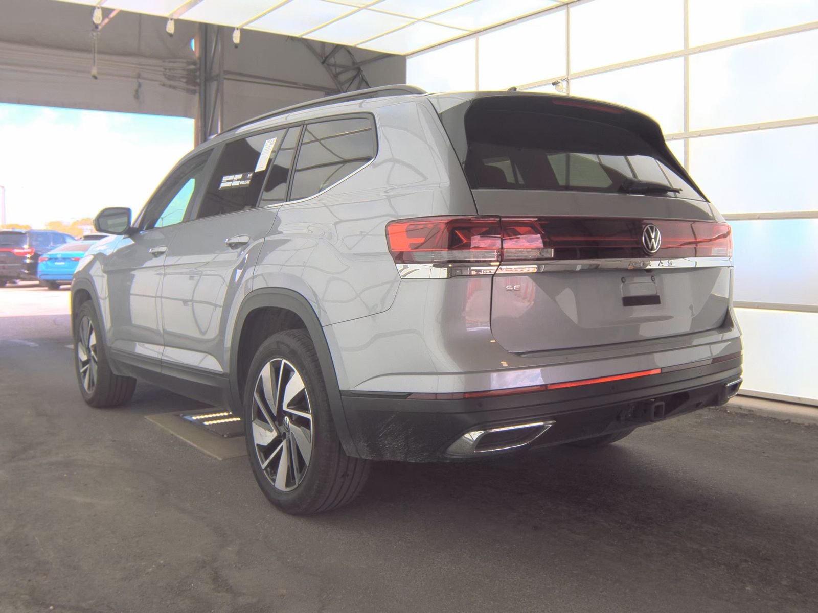 2024 Volkswagen Atlas 2.0T SE FWD