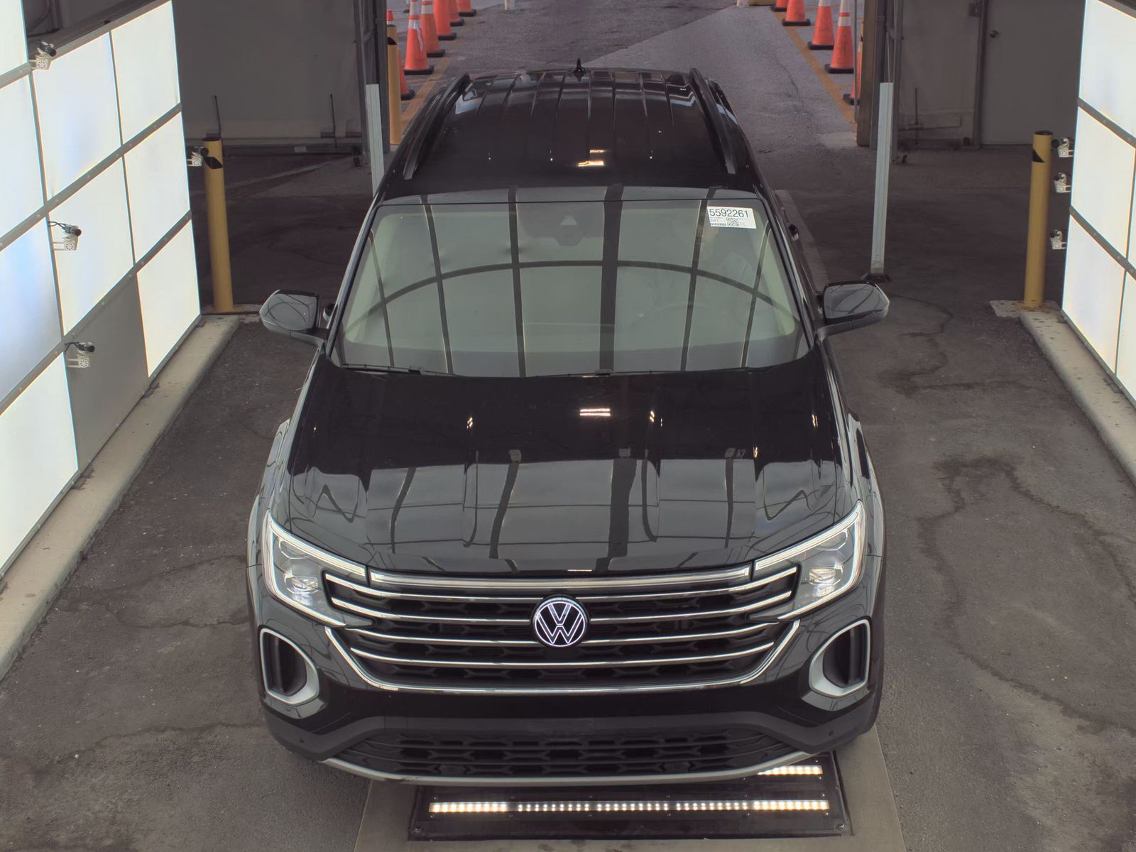 2025 Volkswagen Atlas 2.0T SE AWD