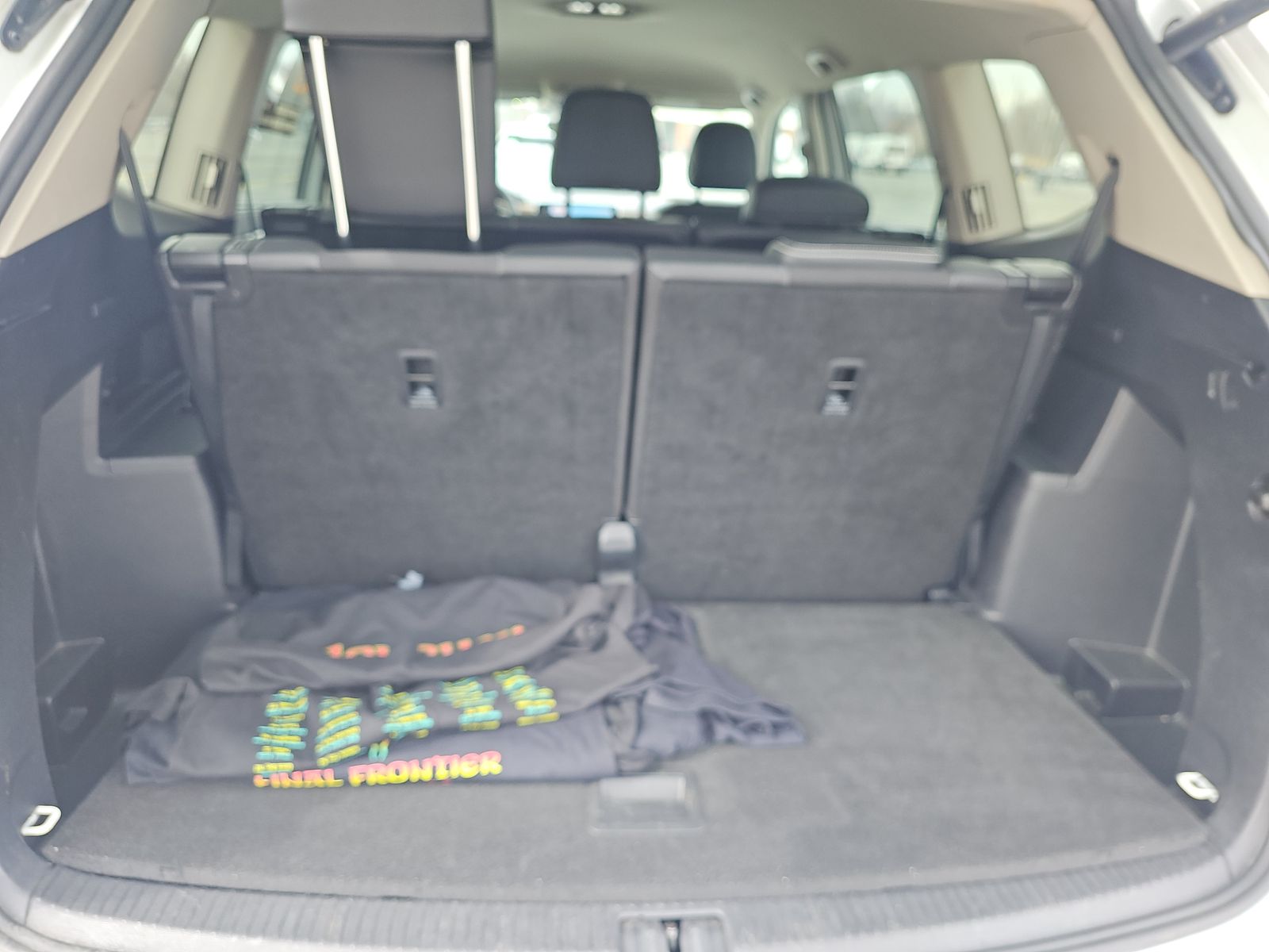 2025 Volkswagen Atlas 2.0T SE FWD