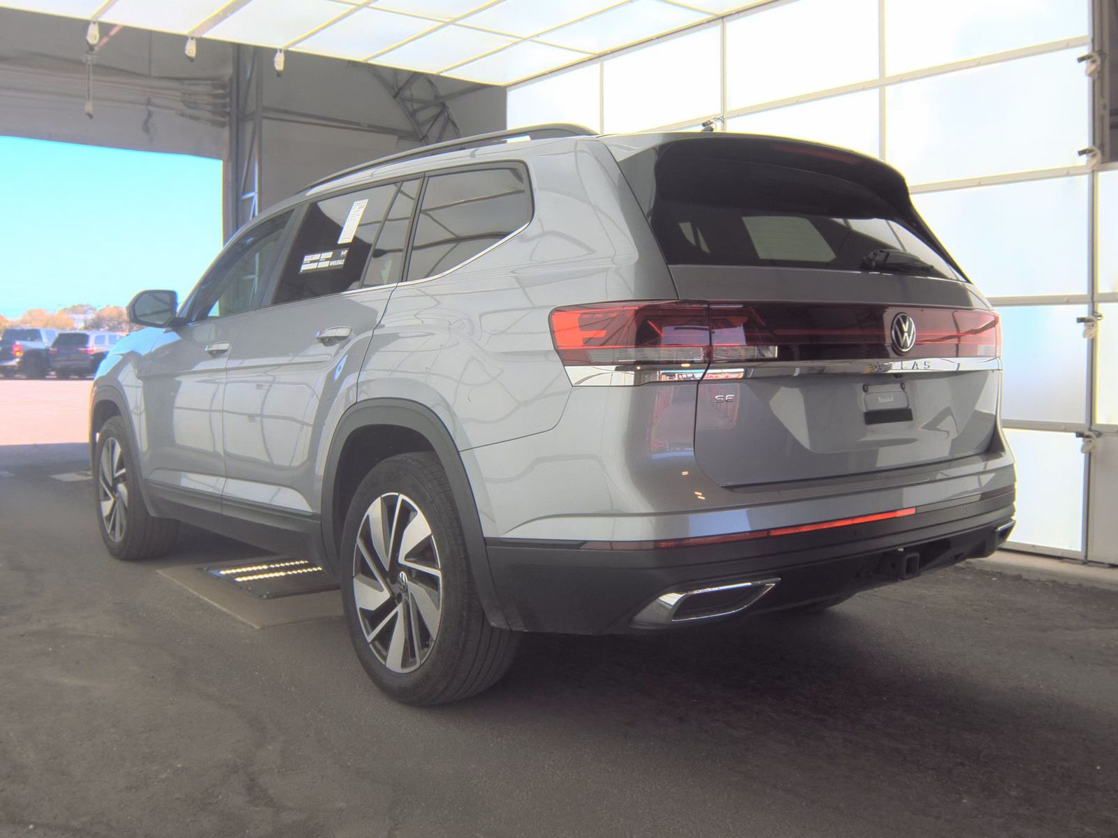 2024 Volkswagen Atlas 2.0T SE FWD