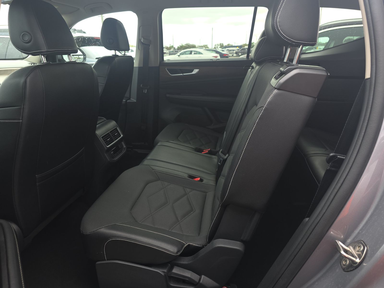 2024 Volkswagen Atlas 2.0T SE FWD