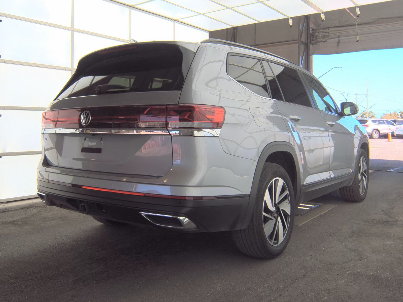 2024 Volkswagen Atlas 2.0T SE FWD