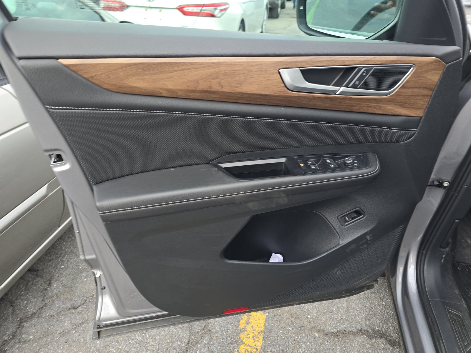 2025 Volkswagen Atlas 2.0T SE AWD