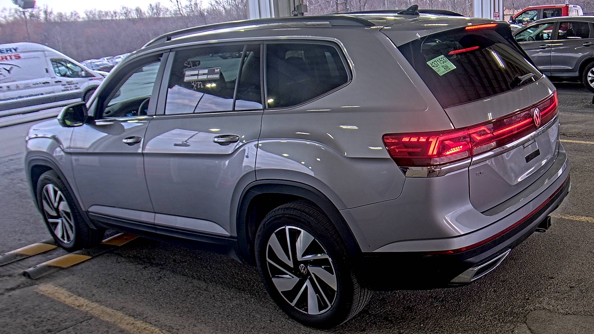 2025 Volkswagen Atlas 2.0T SE AWD