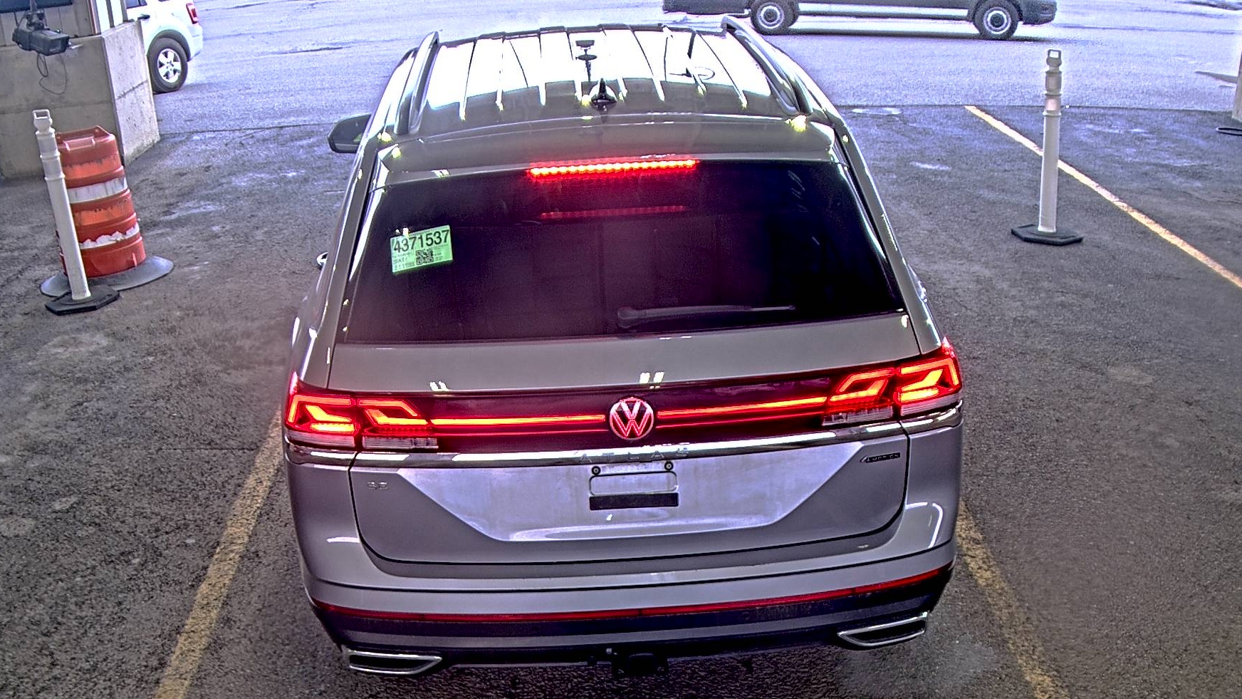 2025 Volkswagen Atlas 2.0T SE AWD