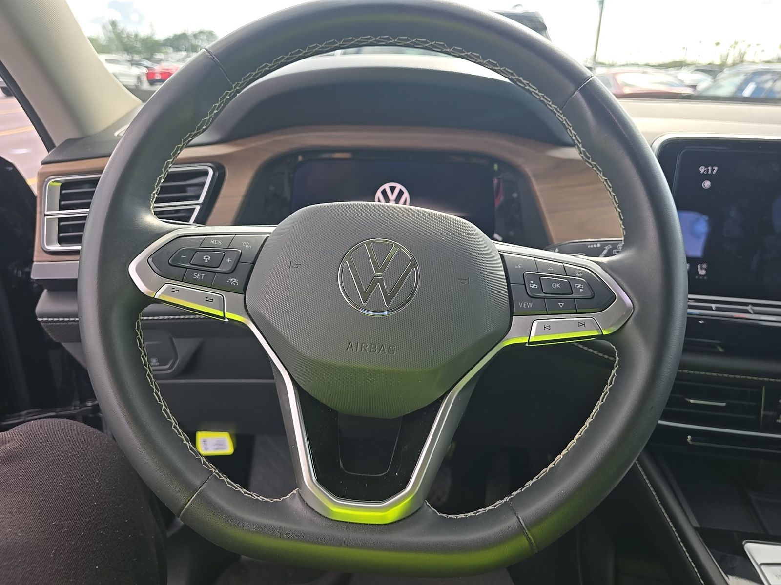 2024 Volkswagen Atlas 2.0T SE FWD