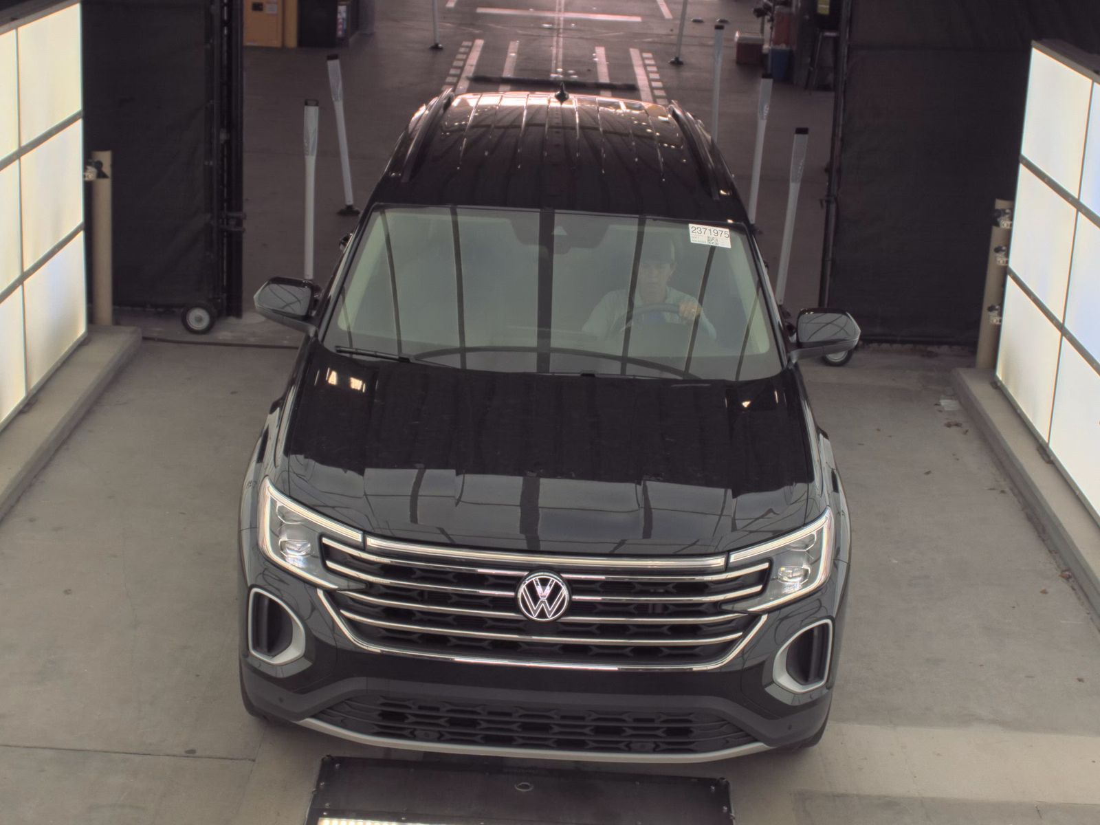 2024 Volkswagen Atlas 2.0T SE FWD