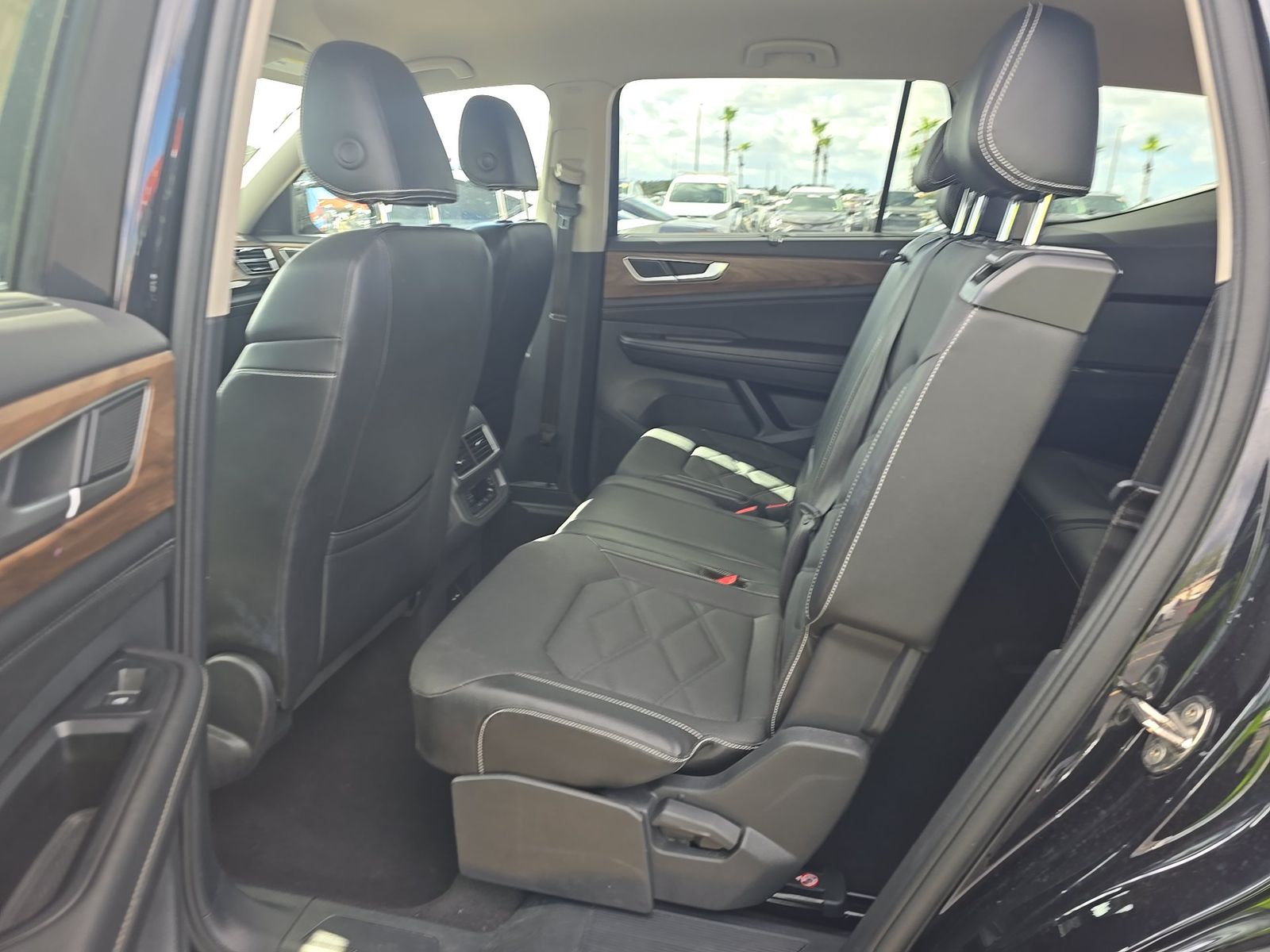 2024 Volkswagen Atlas 2.0T SE FWD