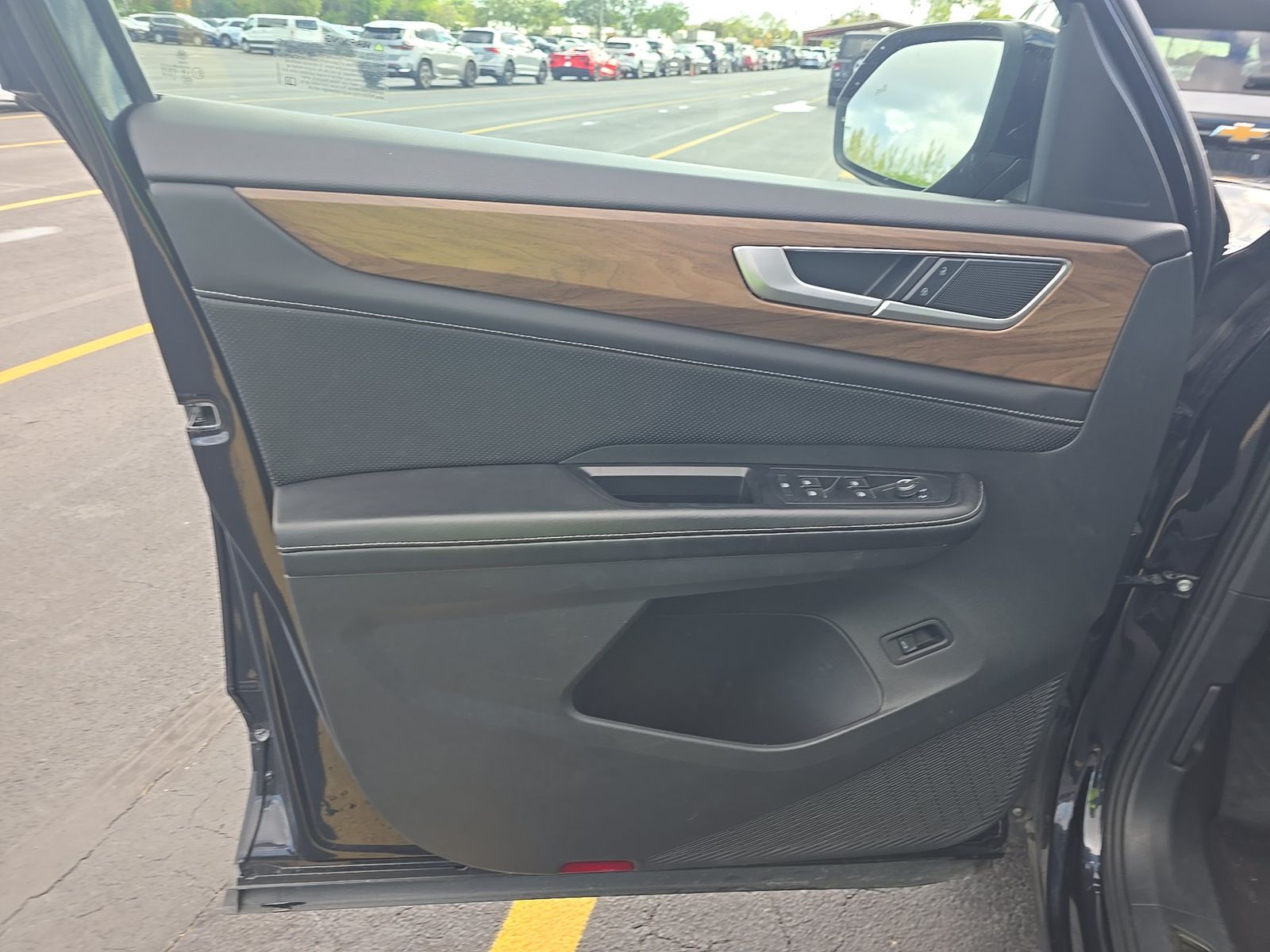 2024 Volkswagen Atlas 2.0T SE FWD