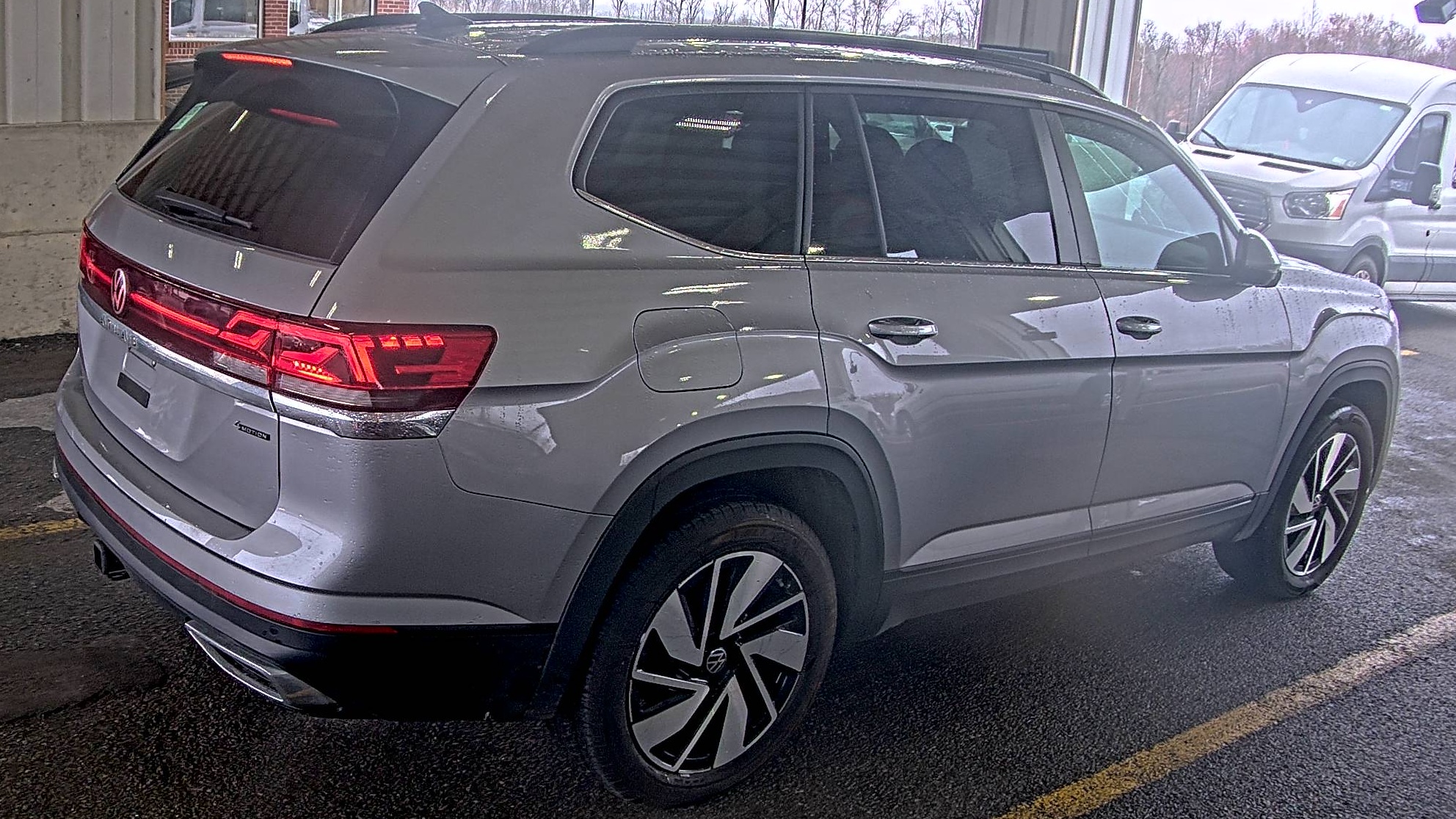 2025 Volkswagen Atlas 2.0T SE AWD