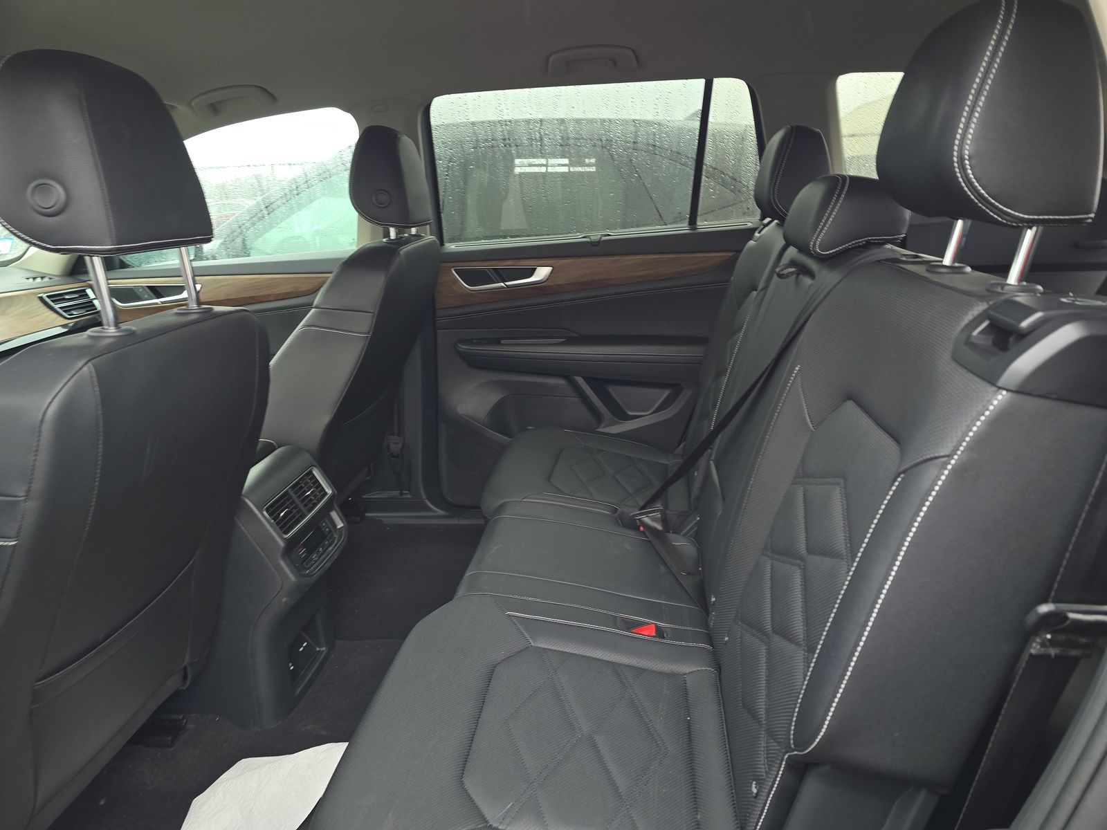 2025 Volkswagen Atlas 2.0T SE AWD