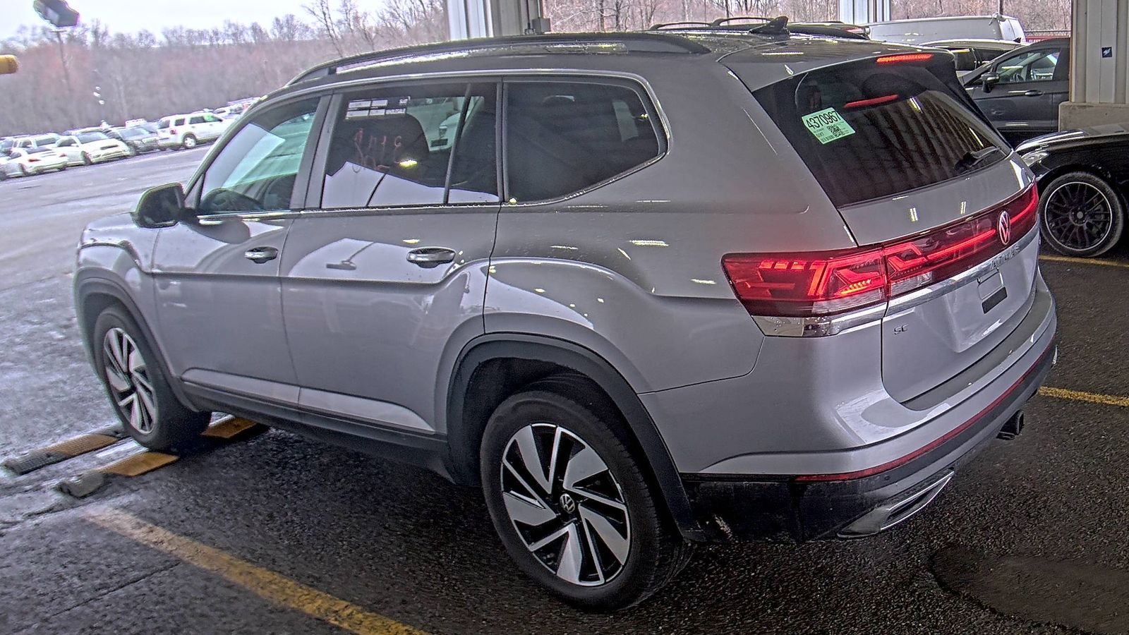 2025 Volkswagen Atlas 2.0T SE AWD