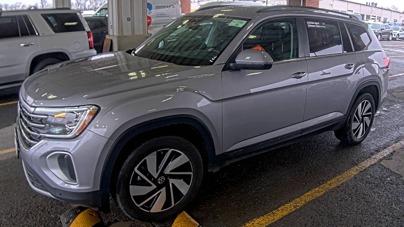 2025 Volkswagen Atlas 2.0T SE AWD