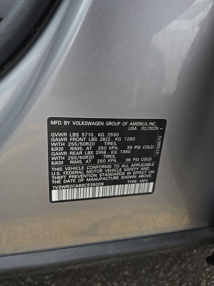 2025 Volkswagen Atlas 2.0T SE FWD