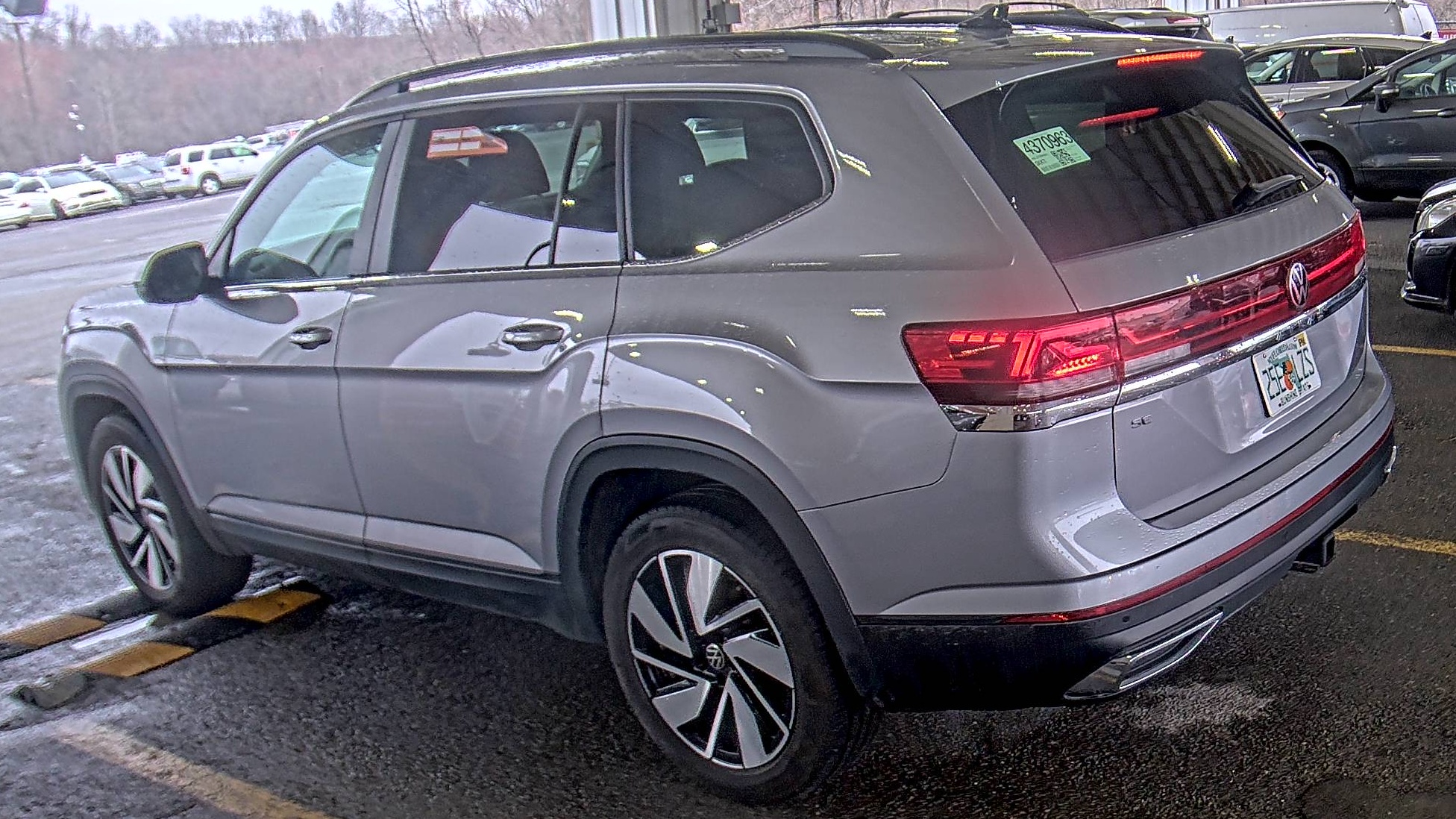 2025 Volkswagen Atlas 2.0T SE FWD