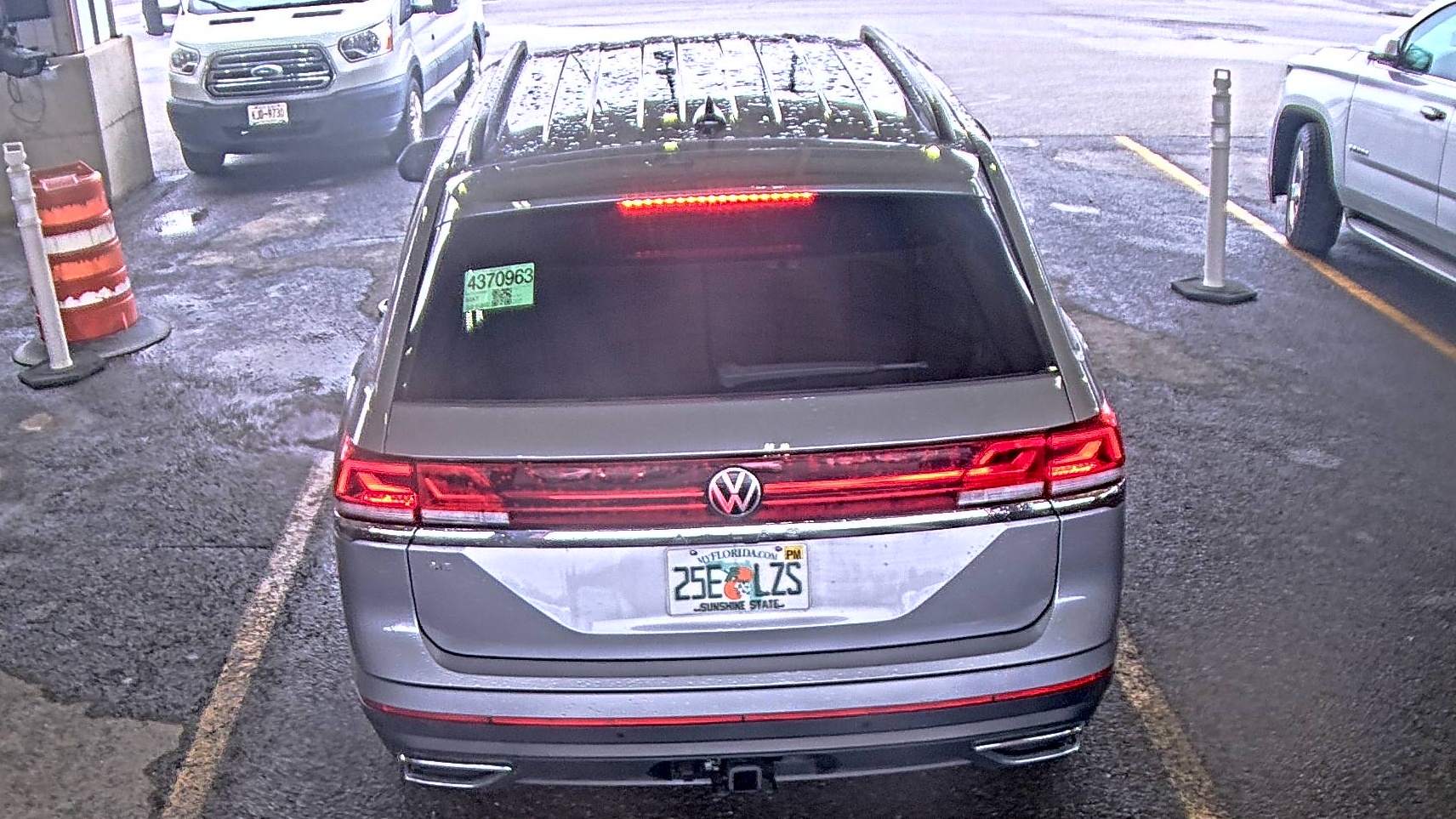 2025 Volkswagen Atlas 2.0T SE FWD