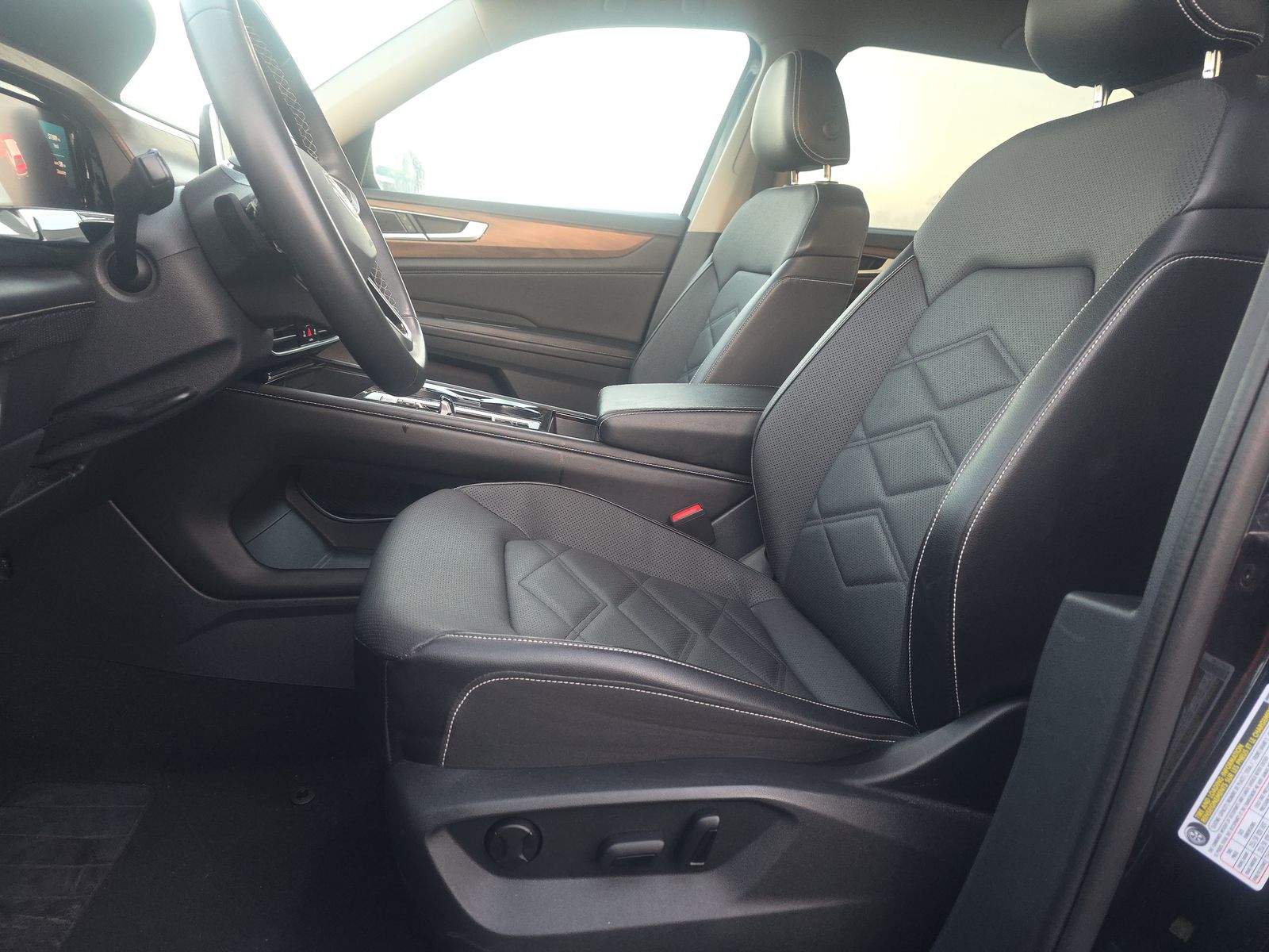 2024 Volkswagen Atlas 2.0T SE AWD