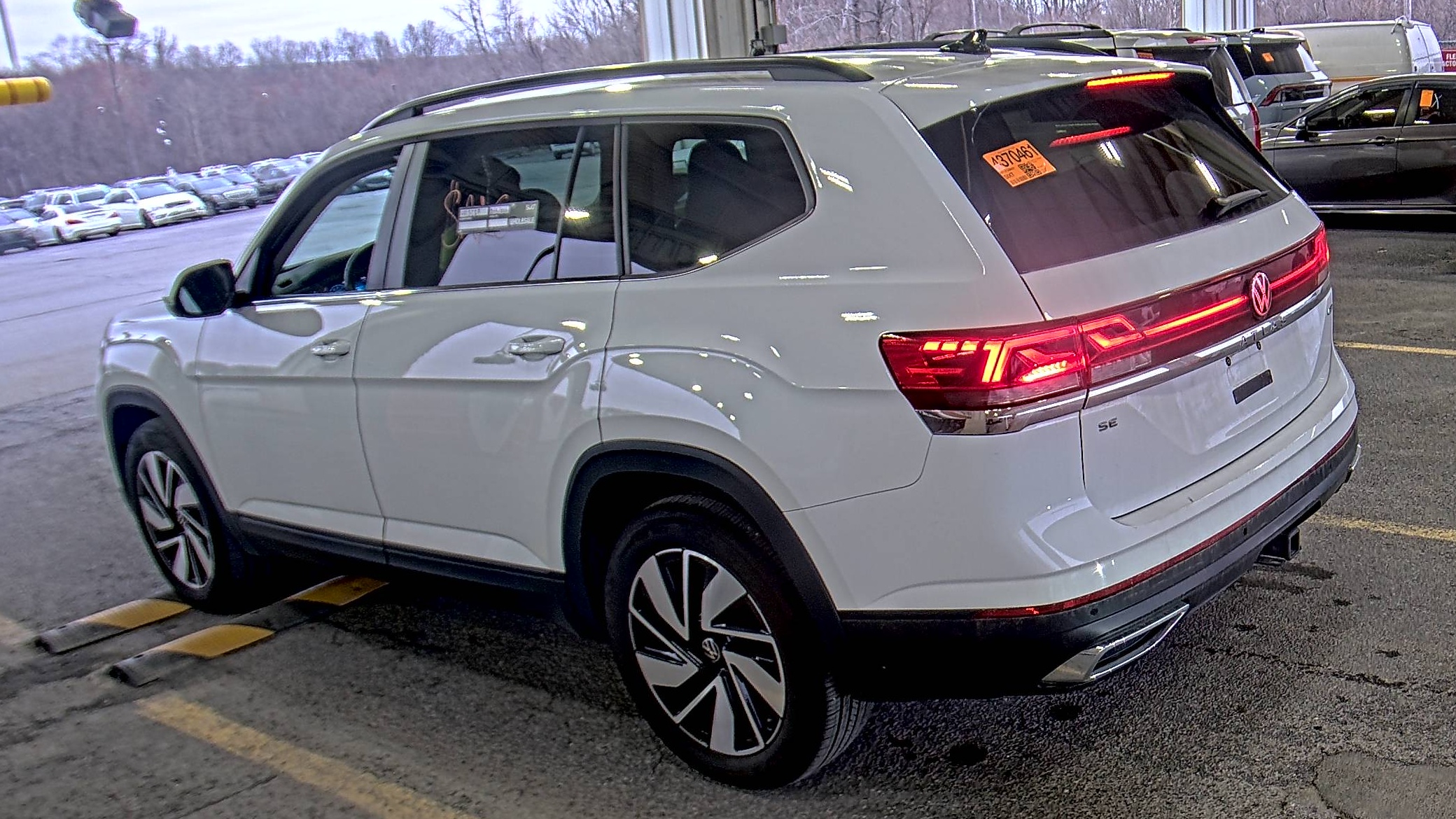 2025 Volkswagen Atlas 2.0T SE AWD