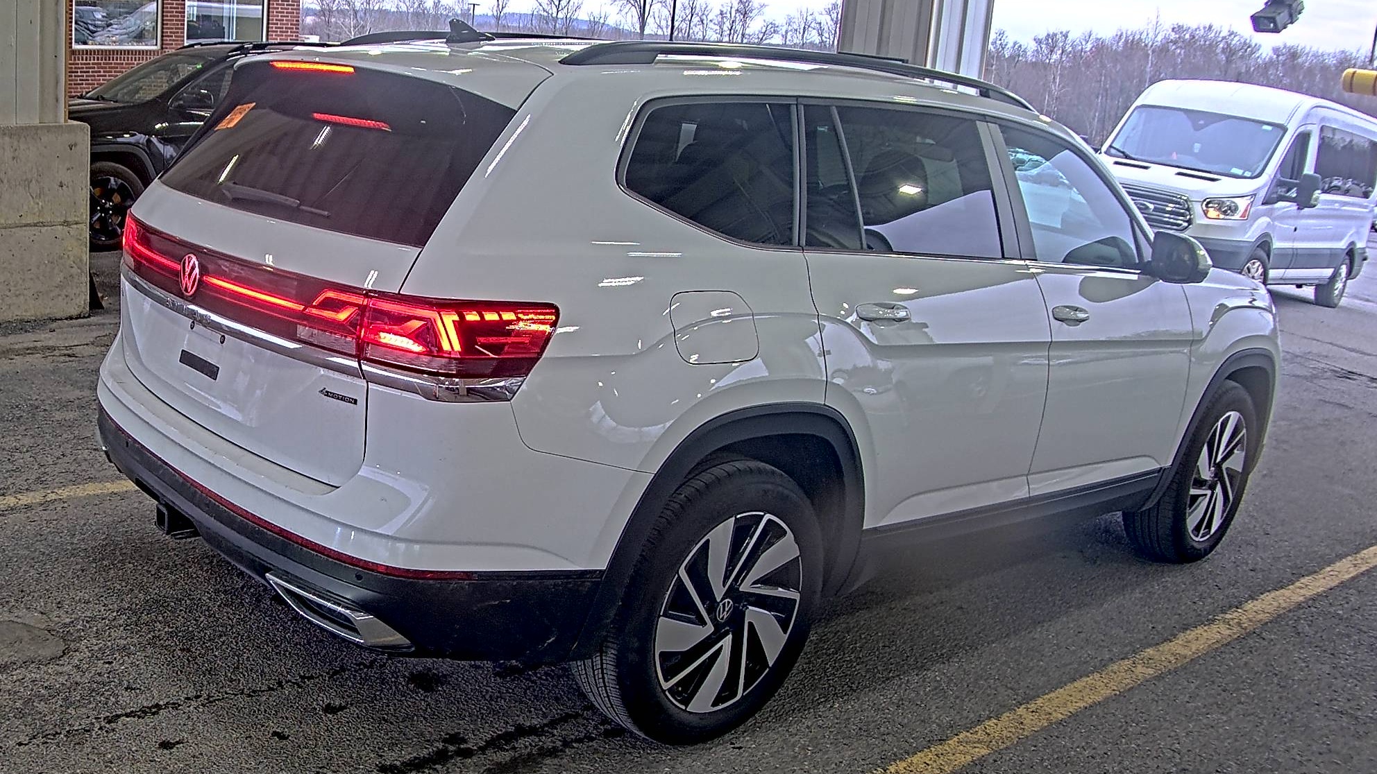 2025 Volkswagen Atlas 2.0T SE AWD