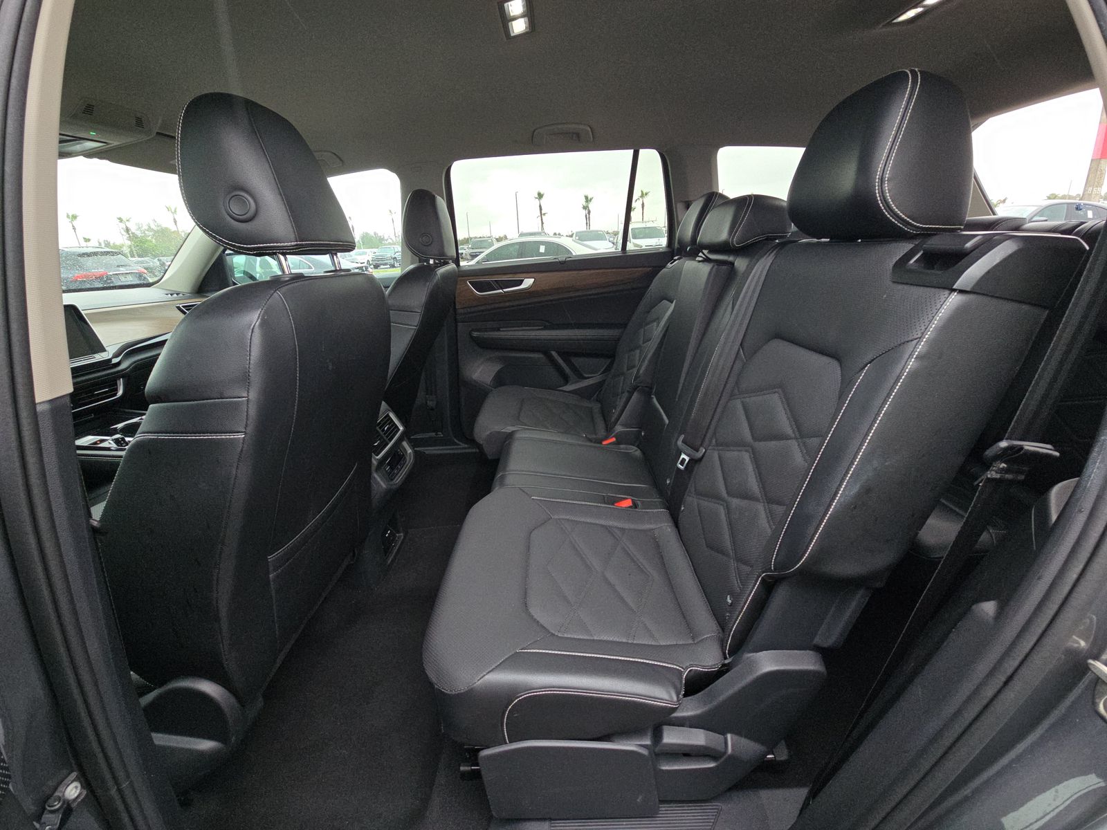 2024 Volkswagen Atlas 2.0T SE AWD