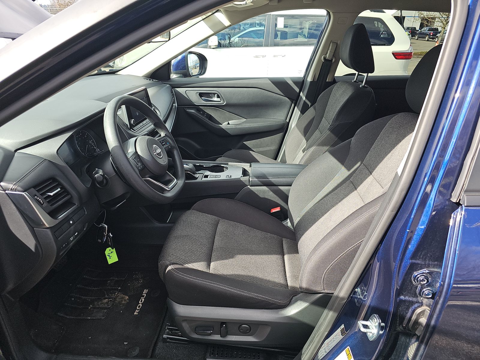 2024 Nissan Rogue SV FWD