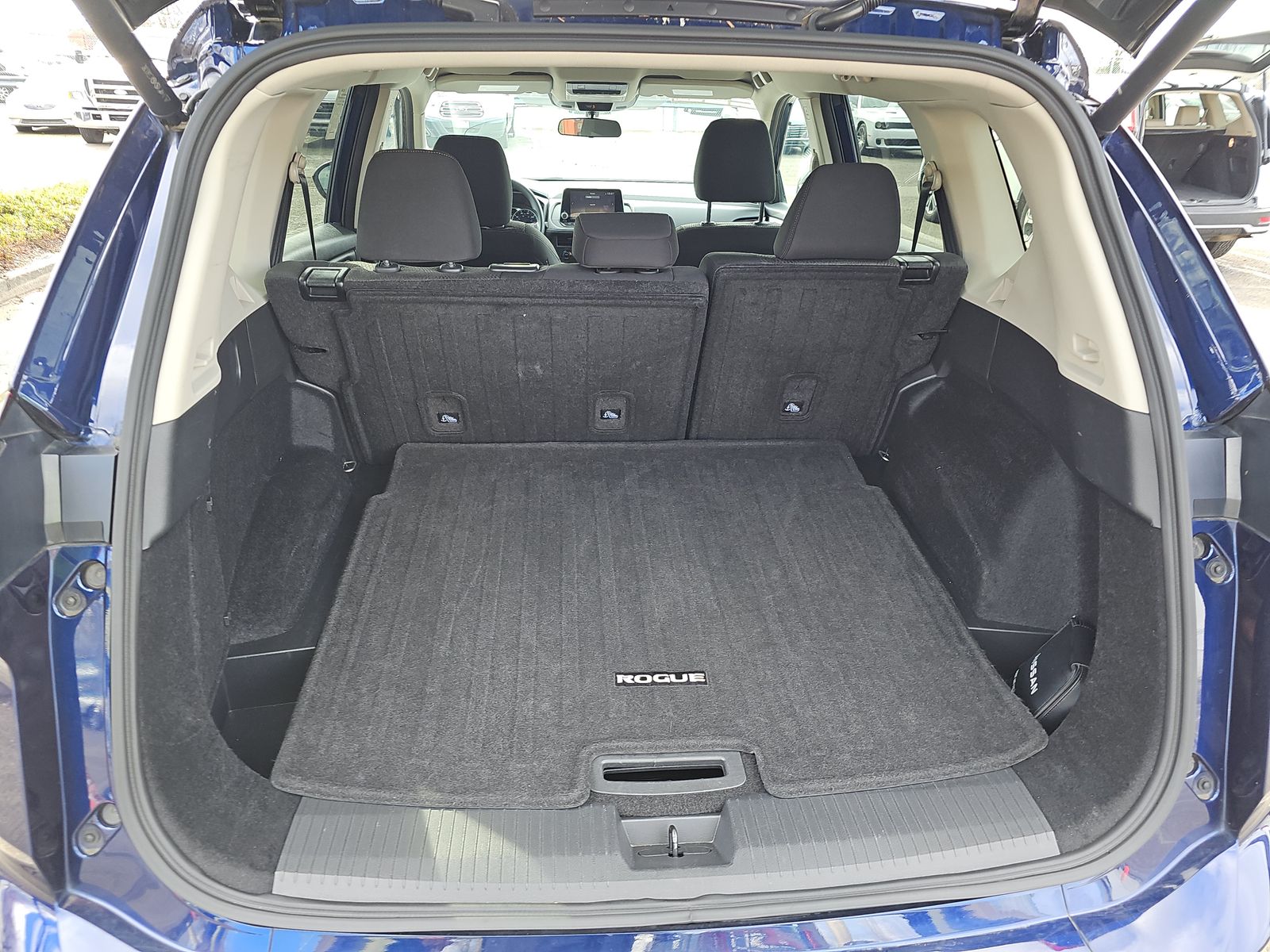 2024 Nissan Rogue SV FWD