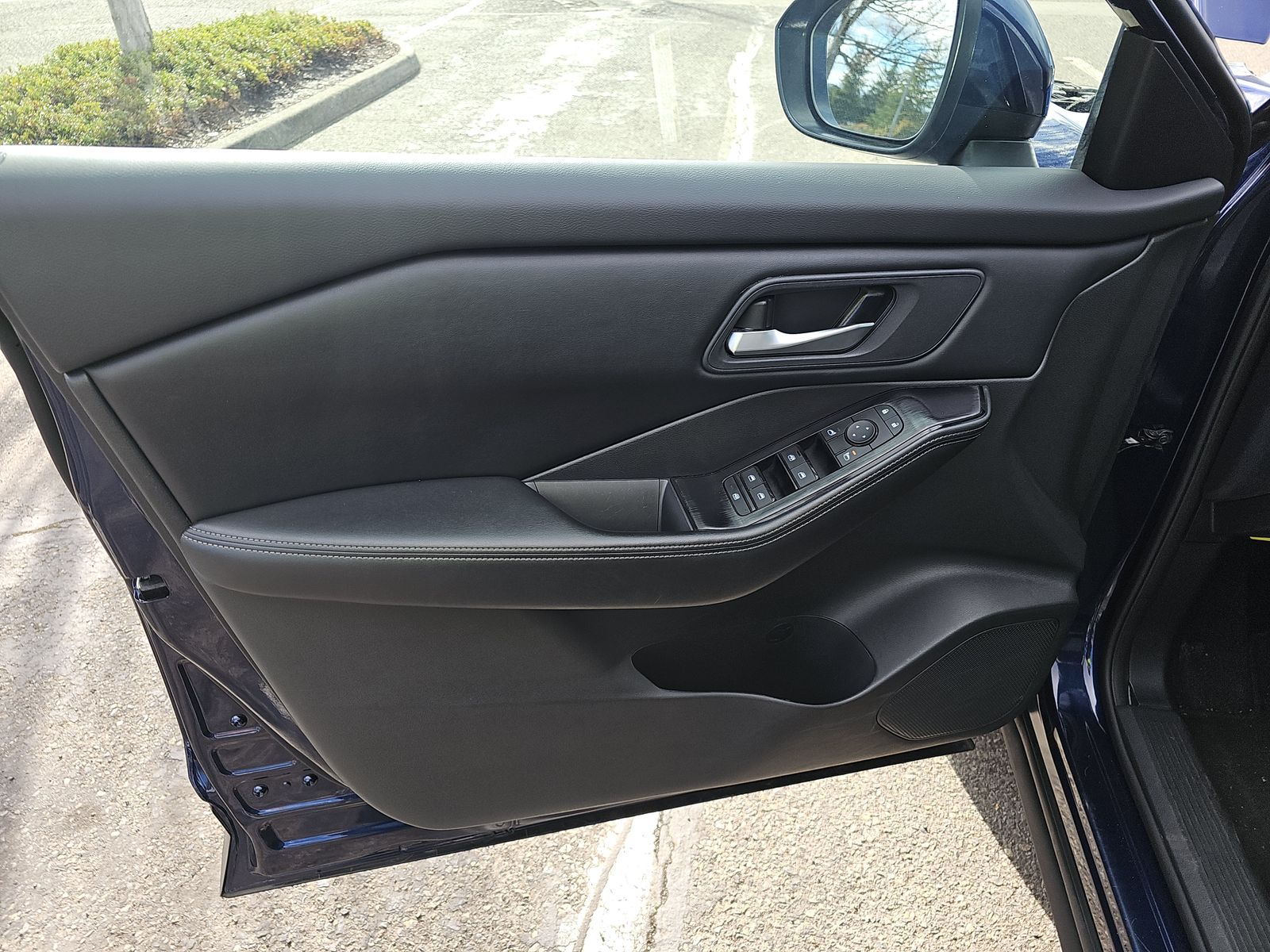 2024 Nissan Rogue SV FWD