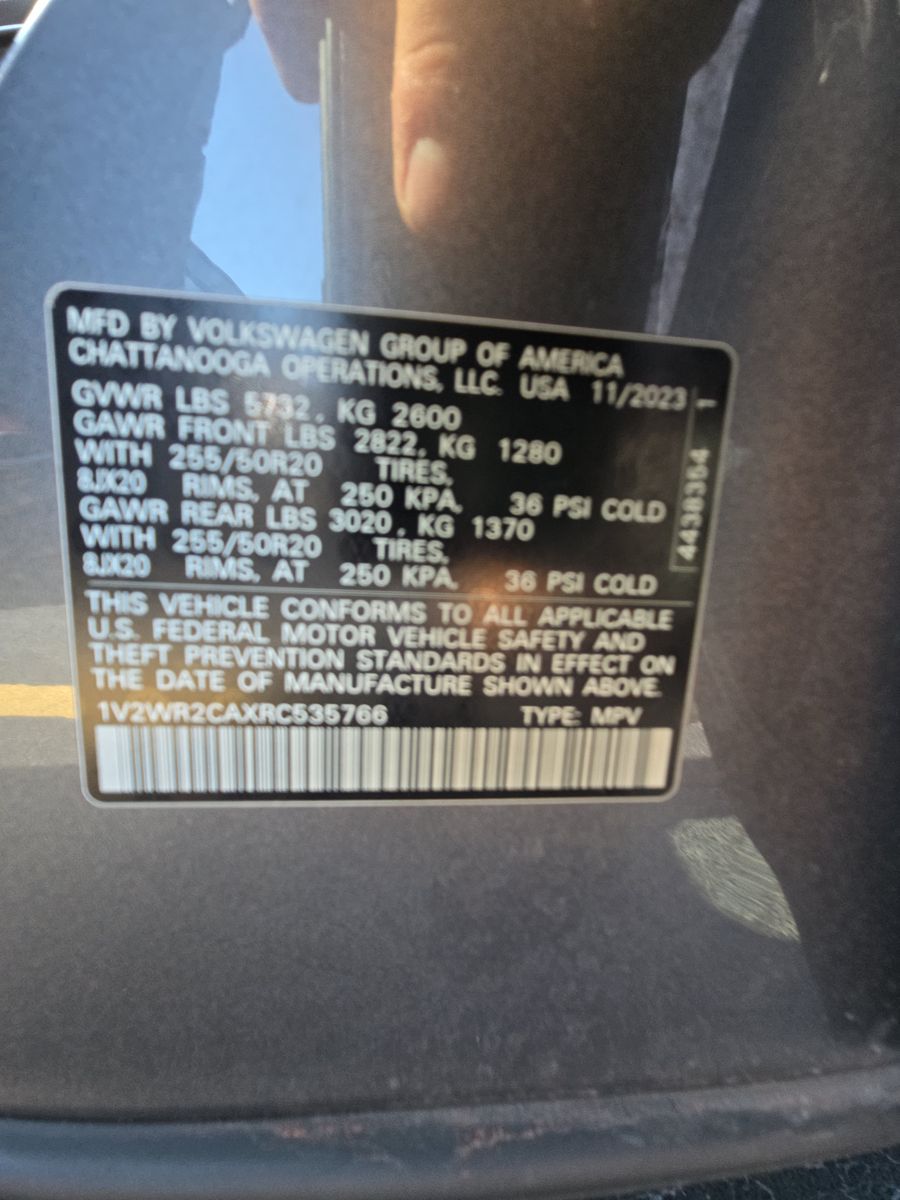 2024 Volkswagen Atlas 2.0T SE FWD