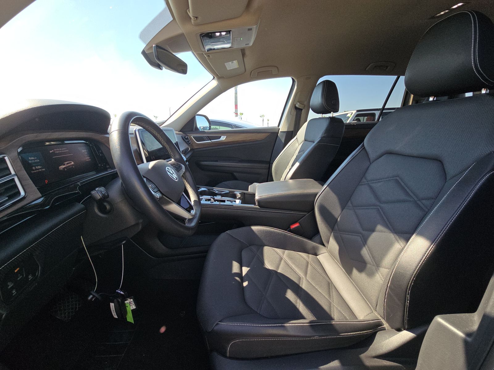 2024 Volkswagen Atlas 2.0T SE FWD