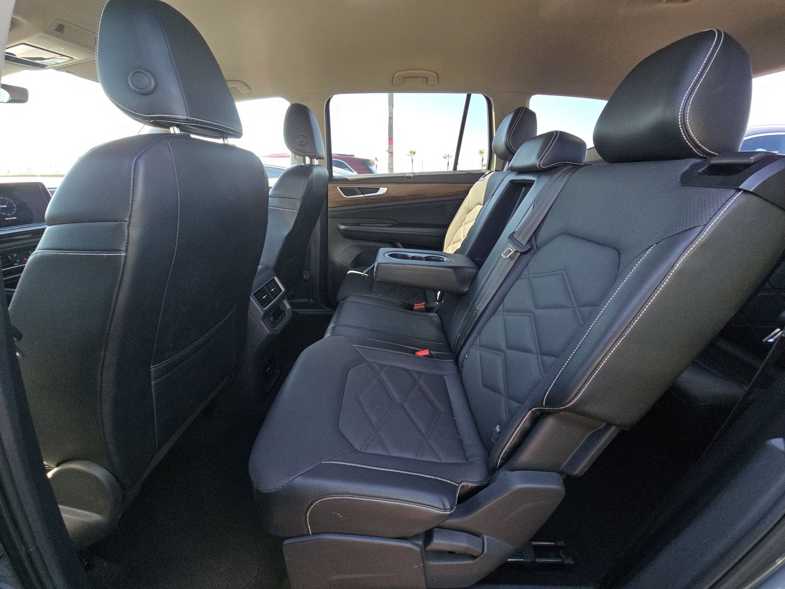 2024 Volkswagen Atlas 2.0T SE FWD