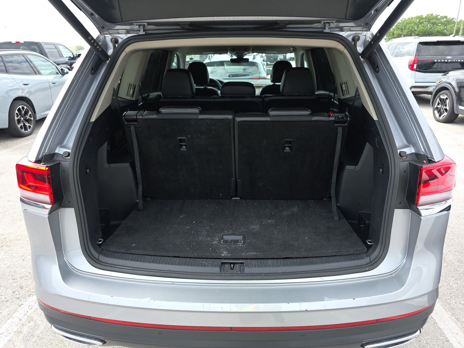 2024 Volkswagen Atlas 2.0T SE AWD