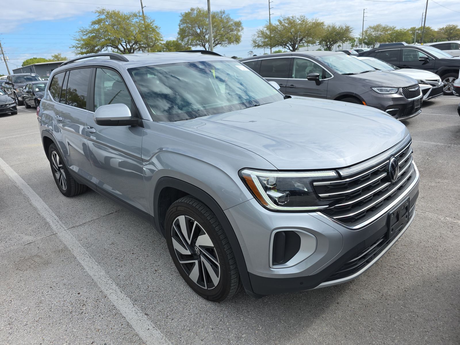 2024 Volkswagen Atlas 2.0T SE AWD