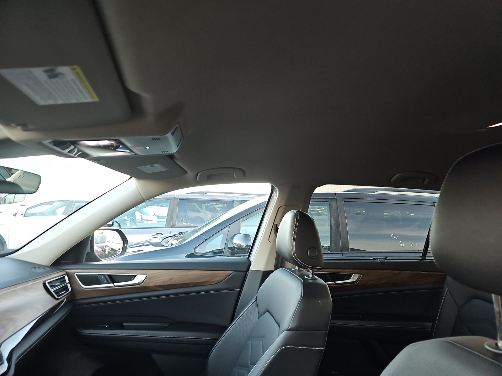 2025 Volkswagen Atlas 2.0T SE AWD