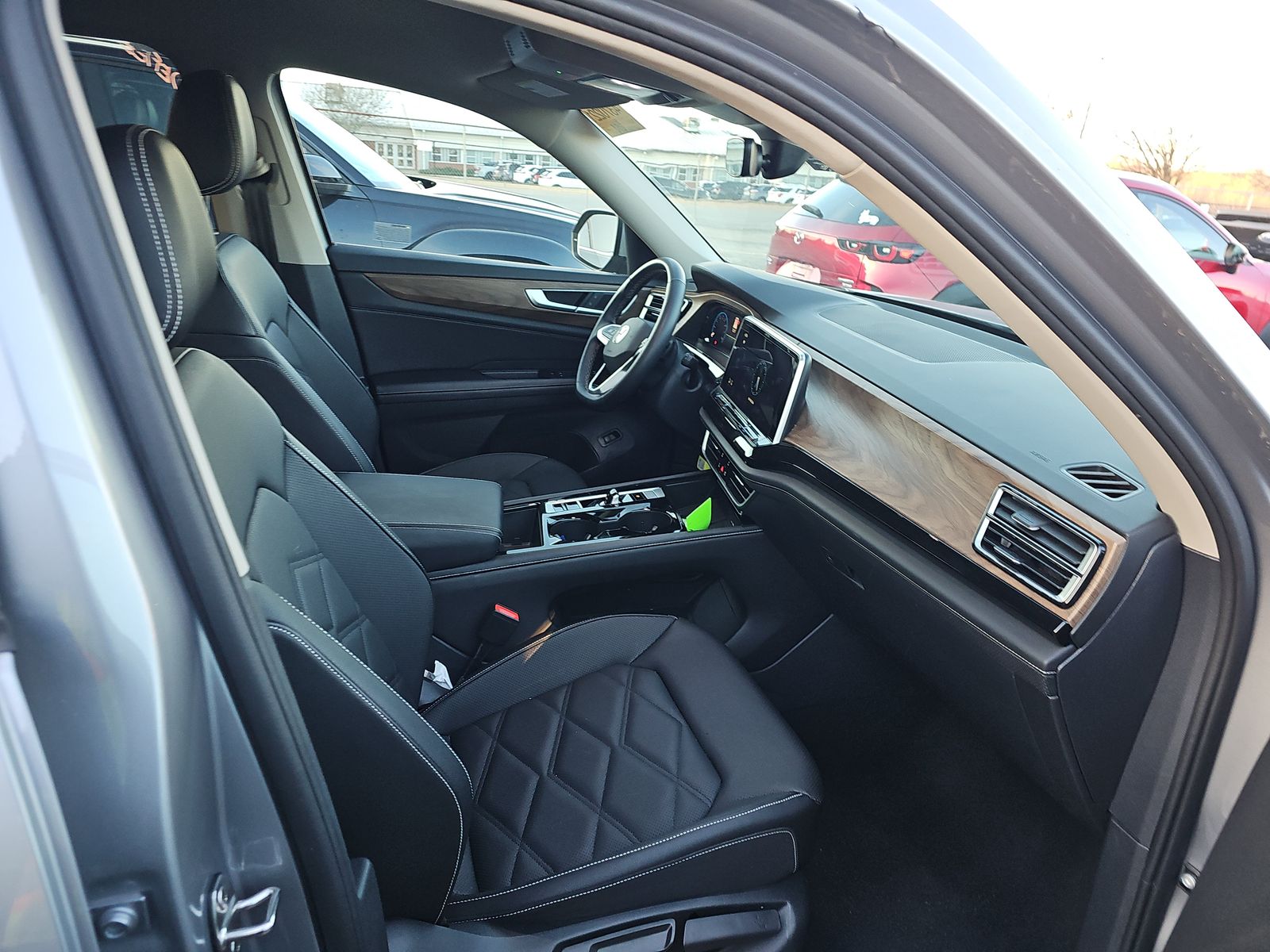 2025 Volkswagen Atlas 2.0T SE AWD