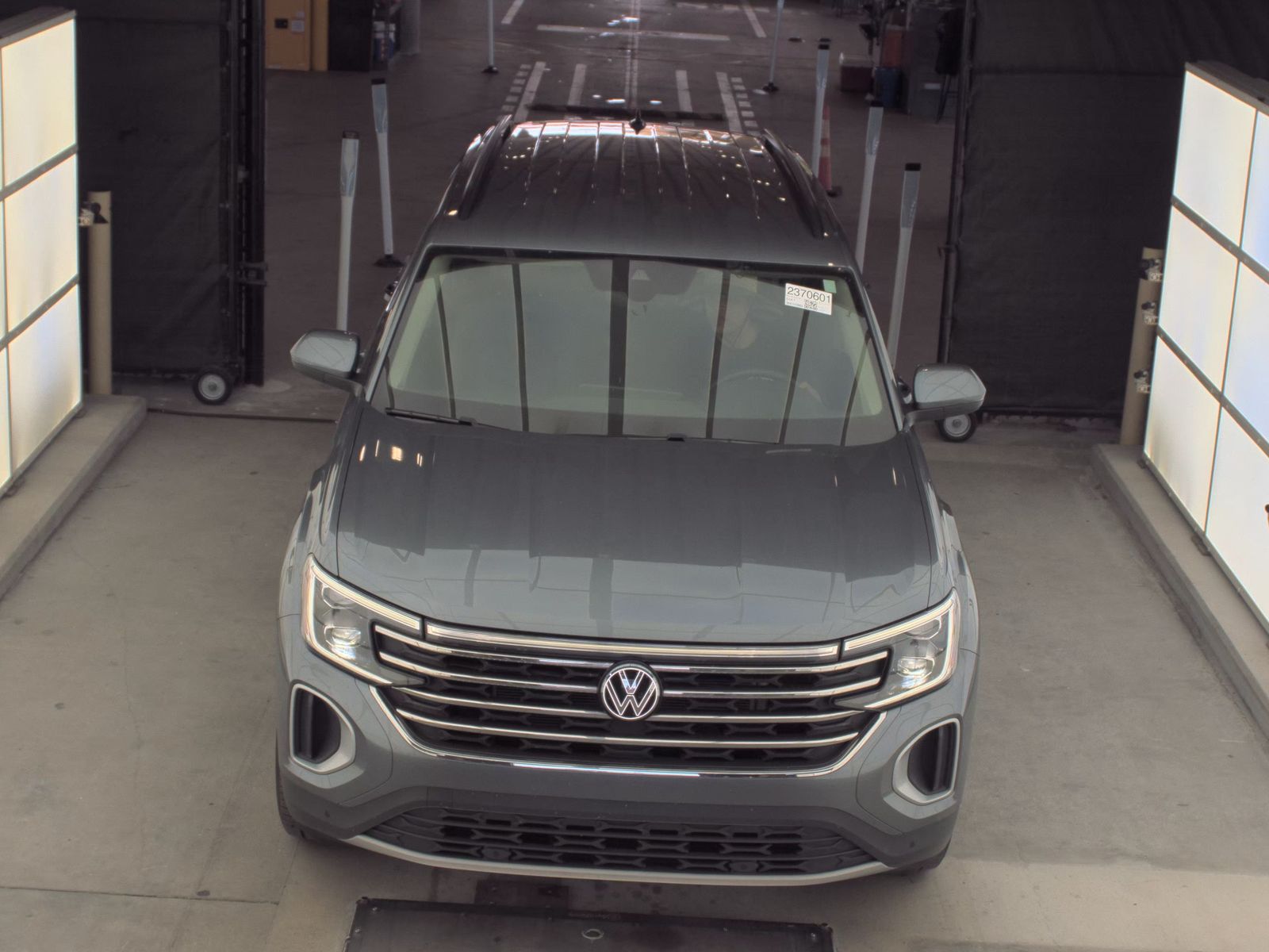 2024 Volkswagen Atlas 2.0T SE FWD