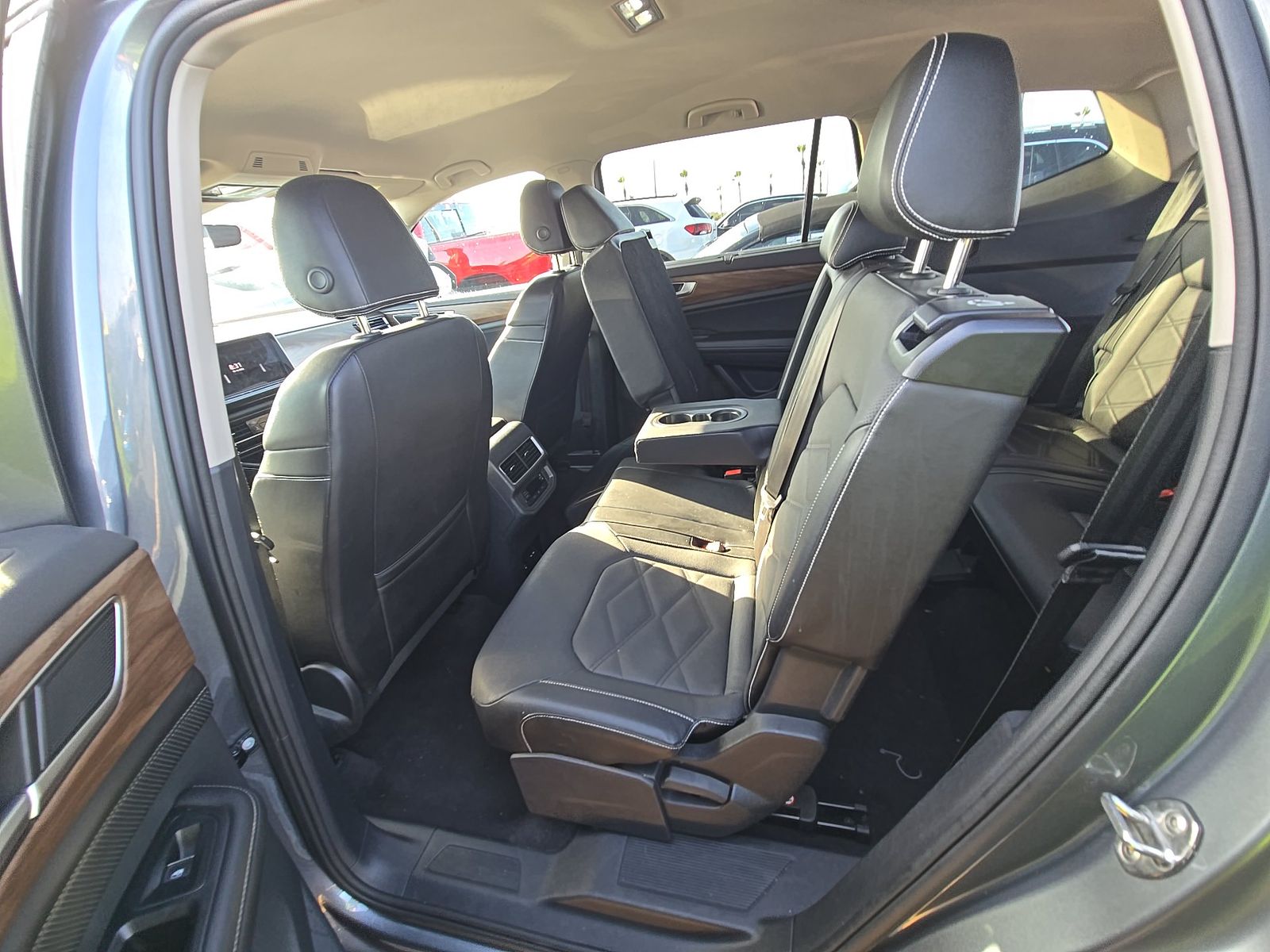 2024 Volkswagen Atlas 2.0T SE FWD