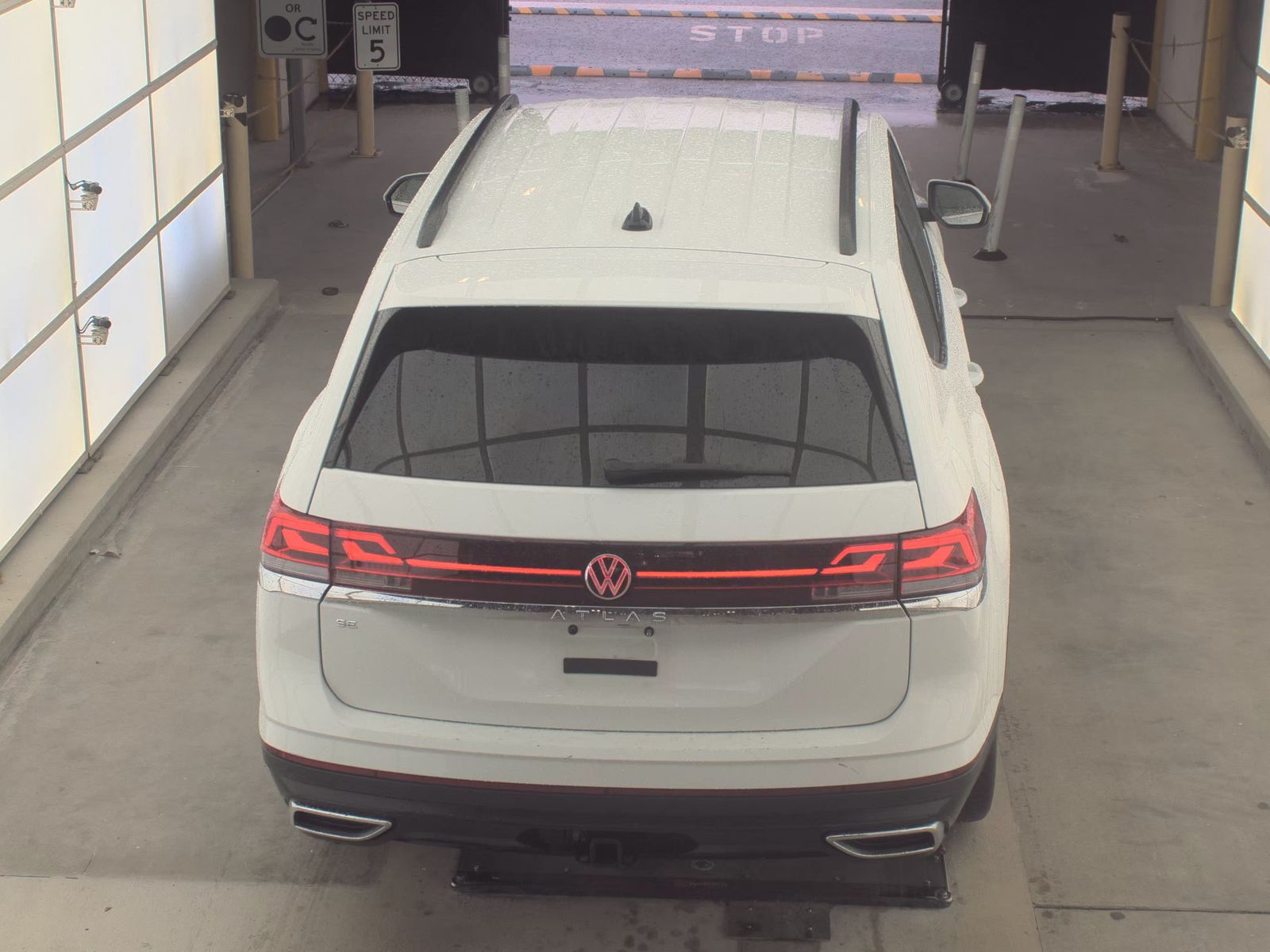 2025 Volkswagen Atlas 2.0T SE FWD