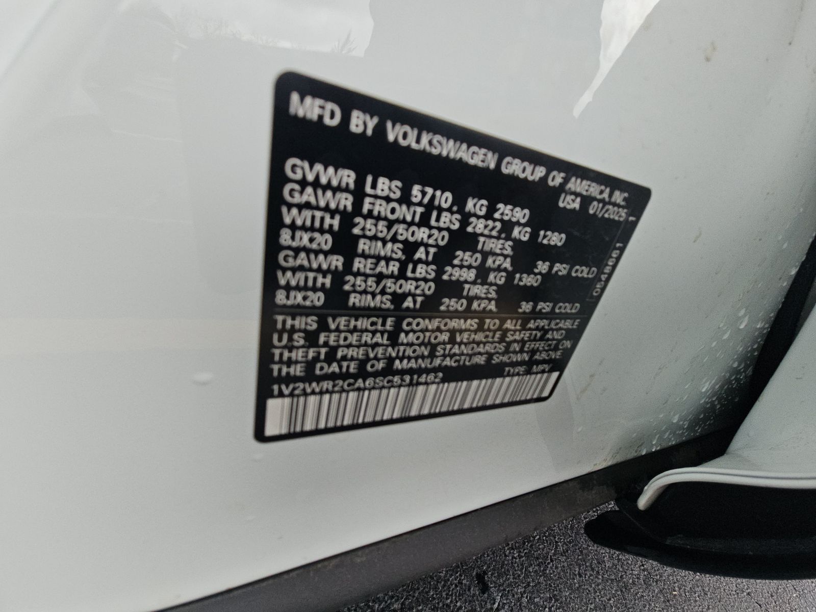 2025 Volkswagen Atlas 2.0T SE FWD