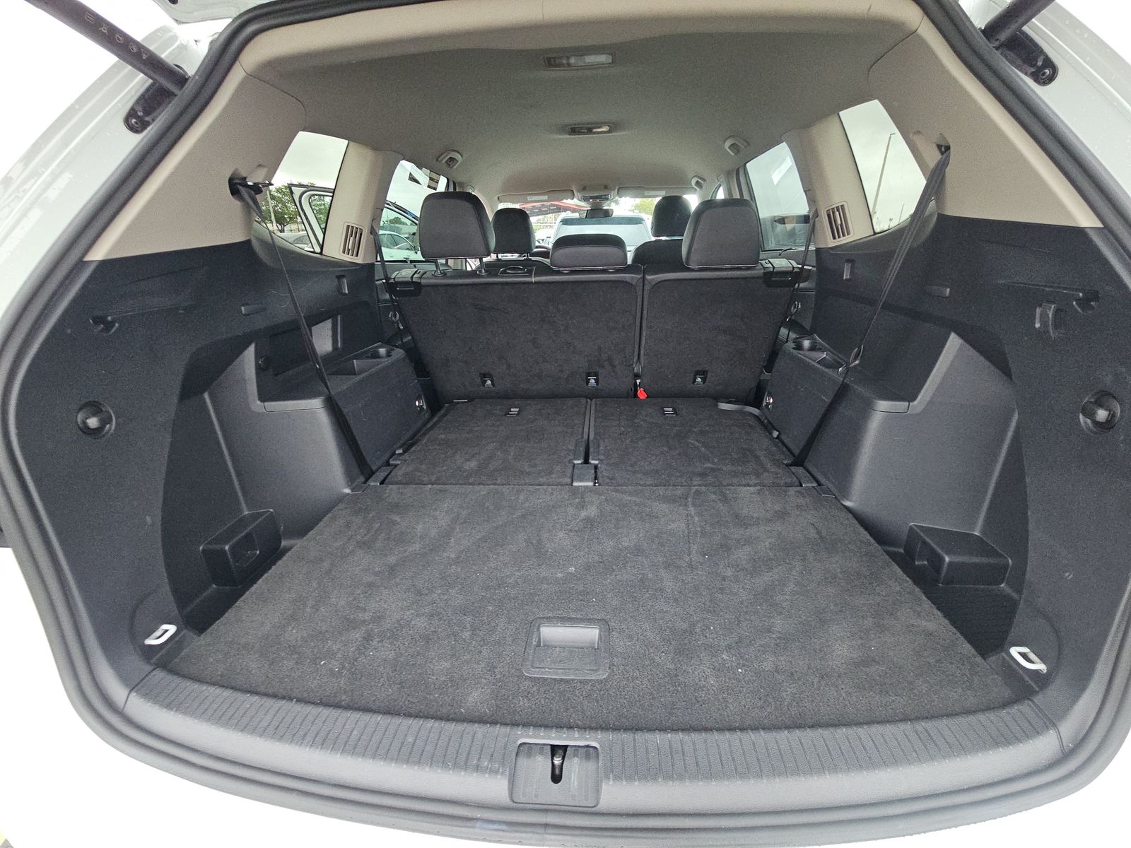 2025 Volkswagen Atlas 2.0T SE FWD