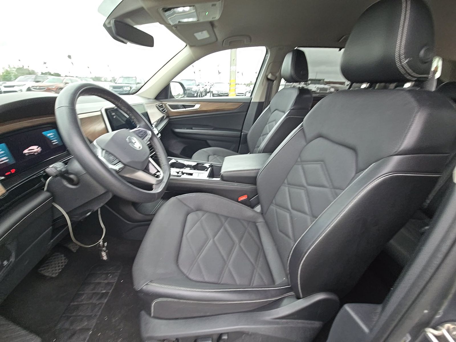 2024 Volkswagen Atlas 2.0T SE FWD