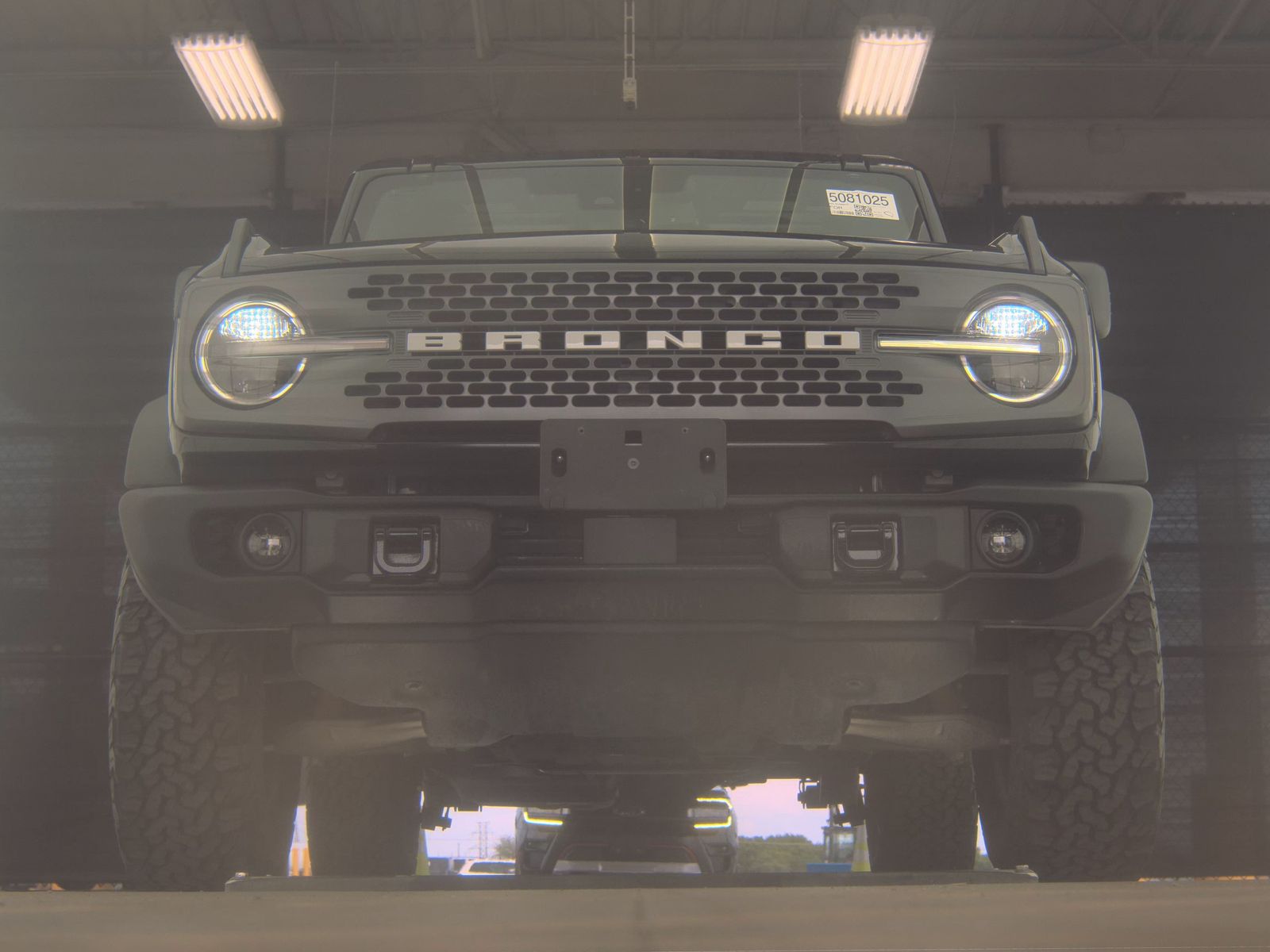 FORD BRONCO - 4