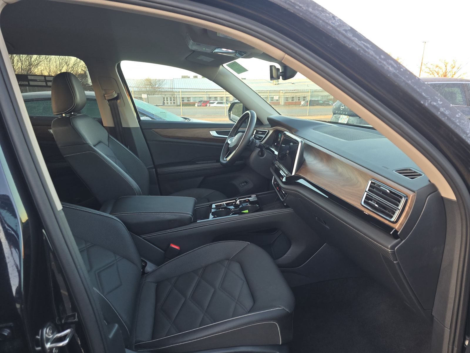 2025 Volkswagen Atlas 2.0T SE AWD