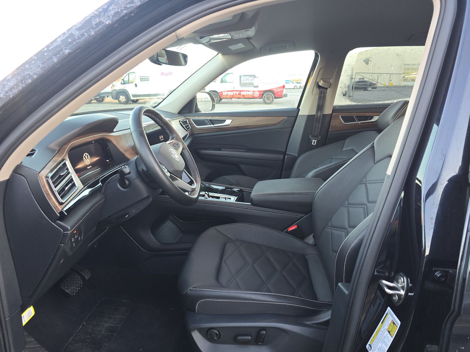 2025 Volkswagen Atlas 2.0T SE AWD