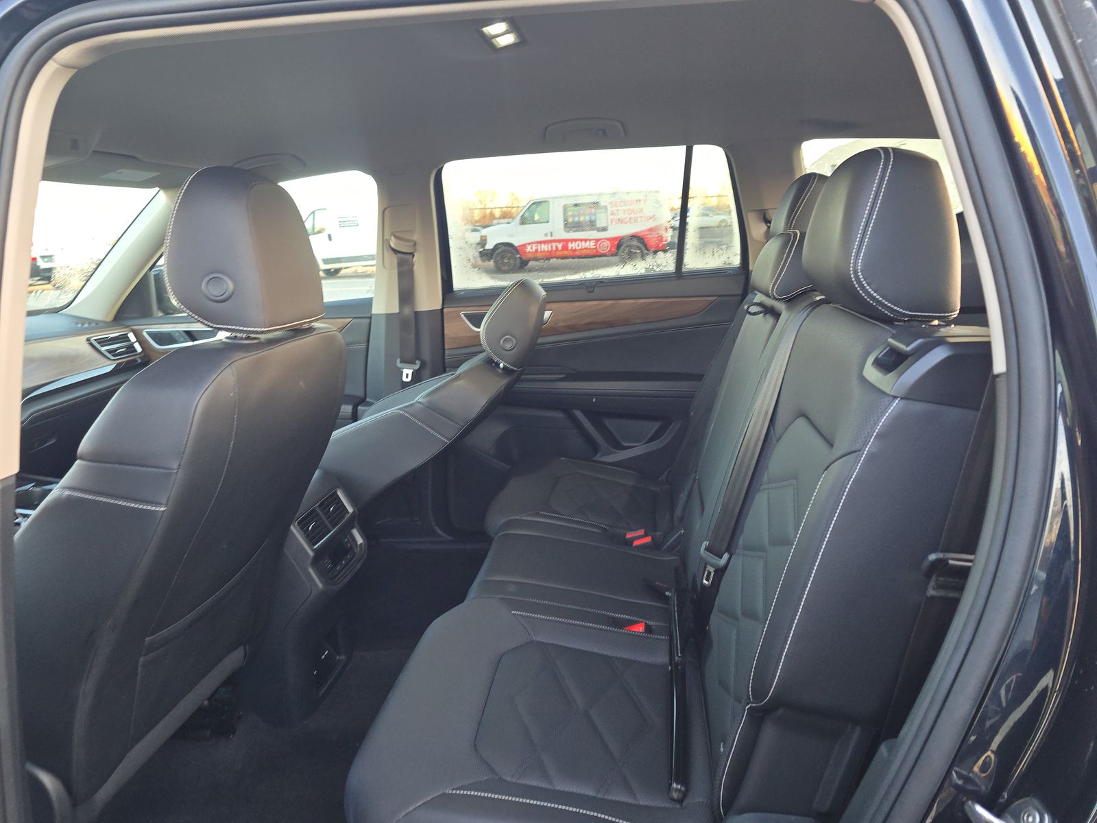 2025 Volkswagen Atlas 2.0T SE AWD