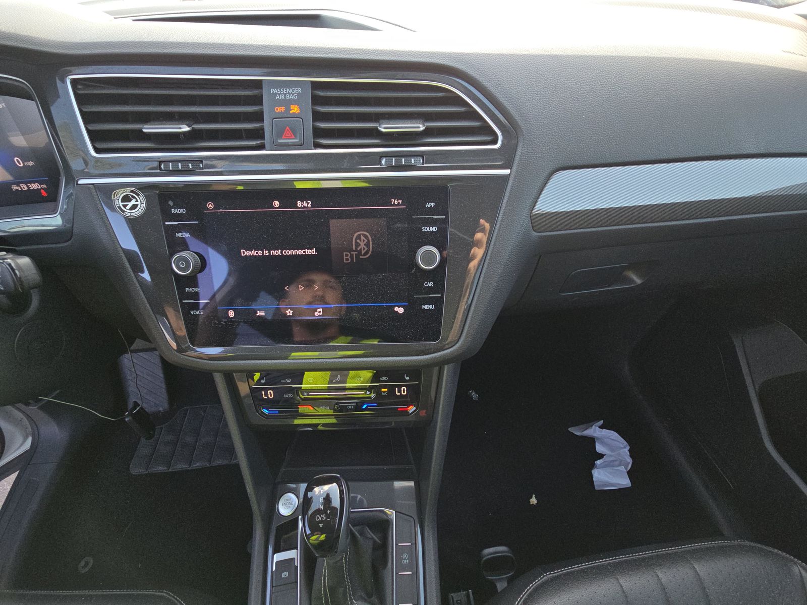 2024 Volkswagen Tiguan 2.0T SE FWD