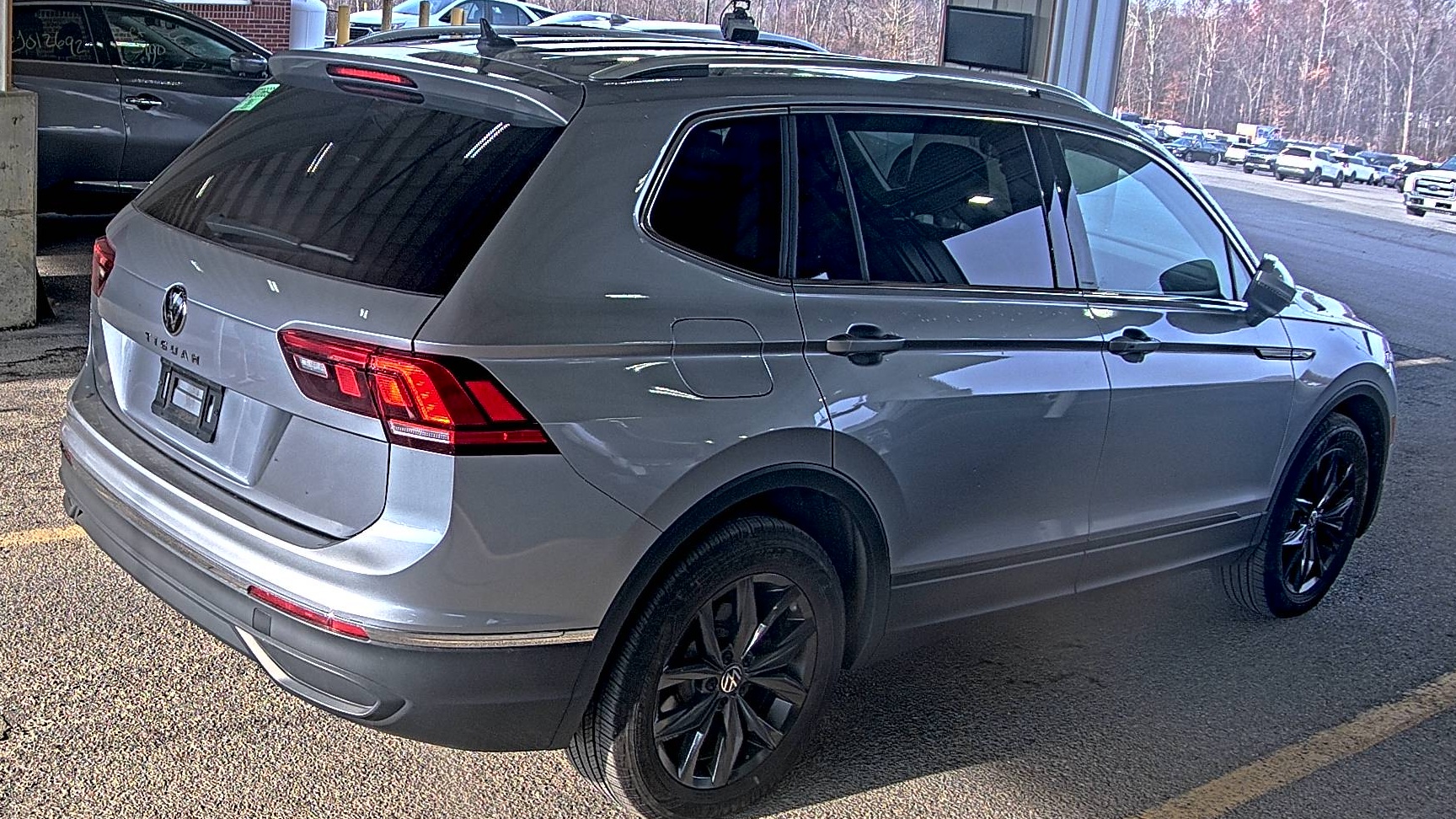 2024 Volkswagen Tiguan 2.0T SE FWD