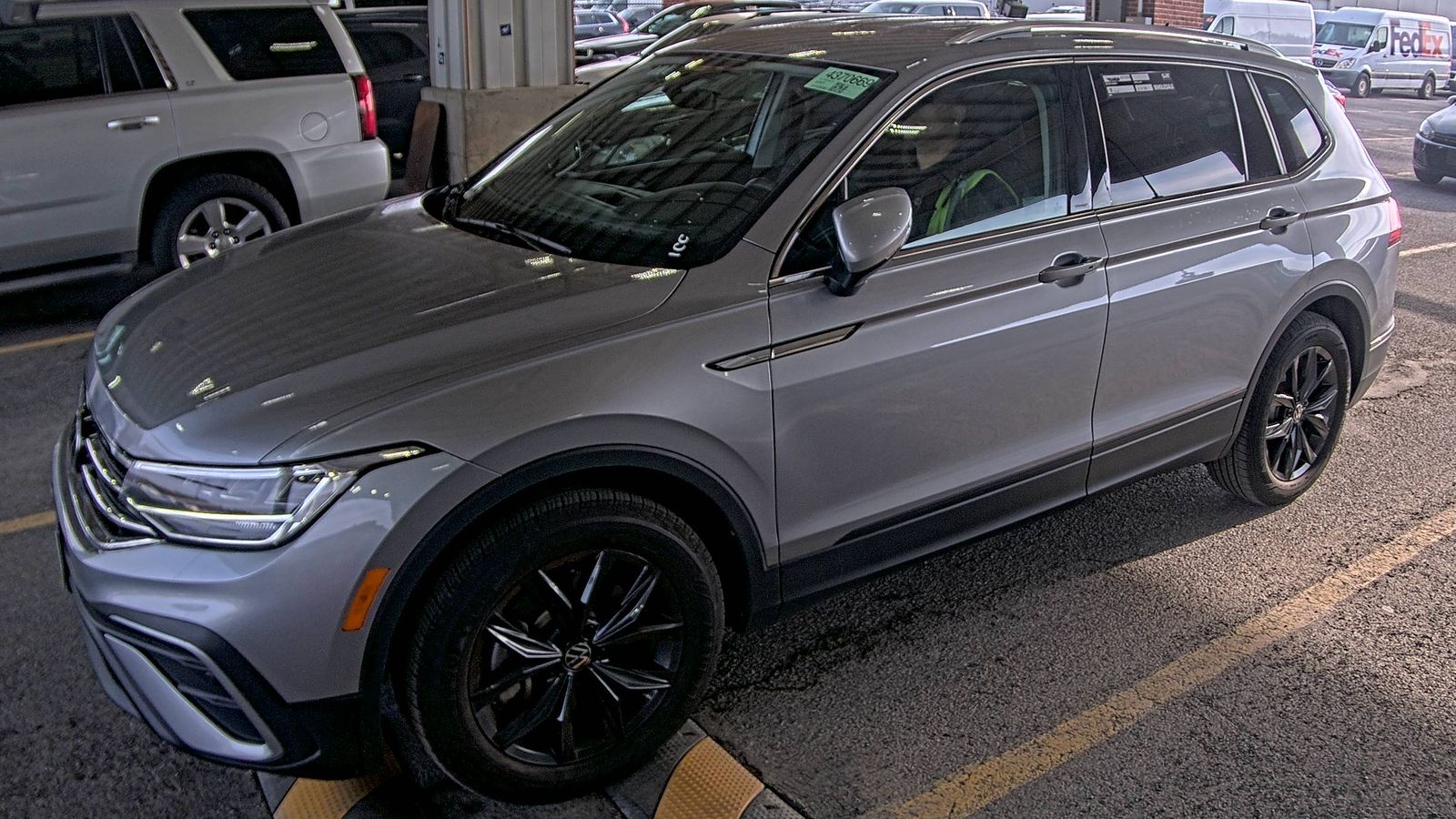 2024 Volkswagen Tiguan 2.0T SE FWD