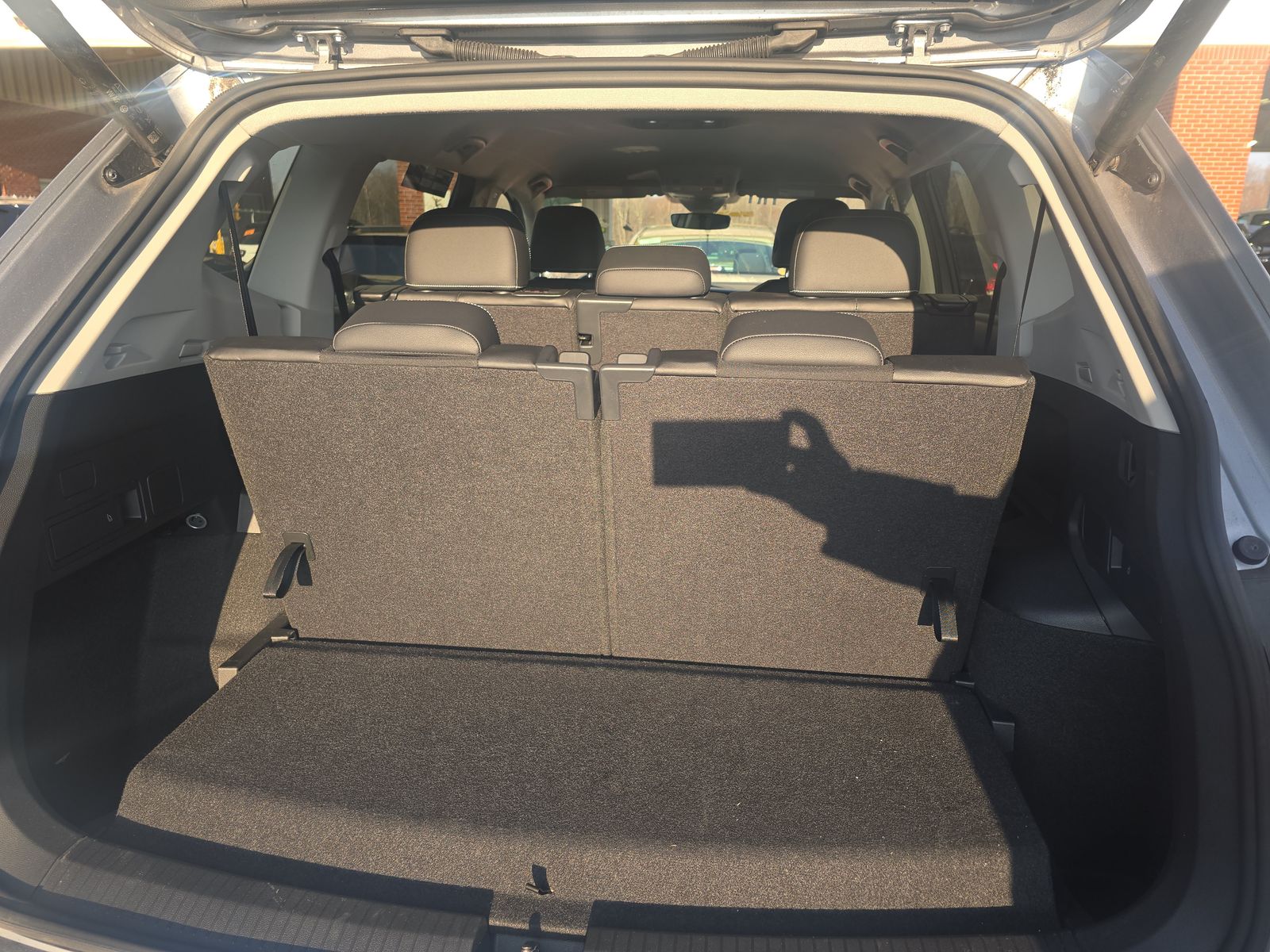 2024 Volkswagen Tiguan 2.0T SE FWD