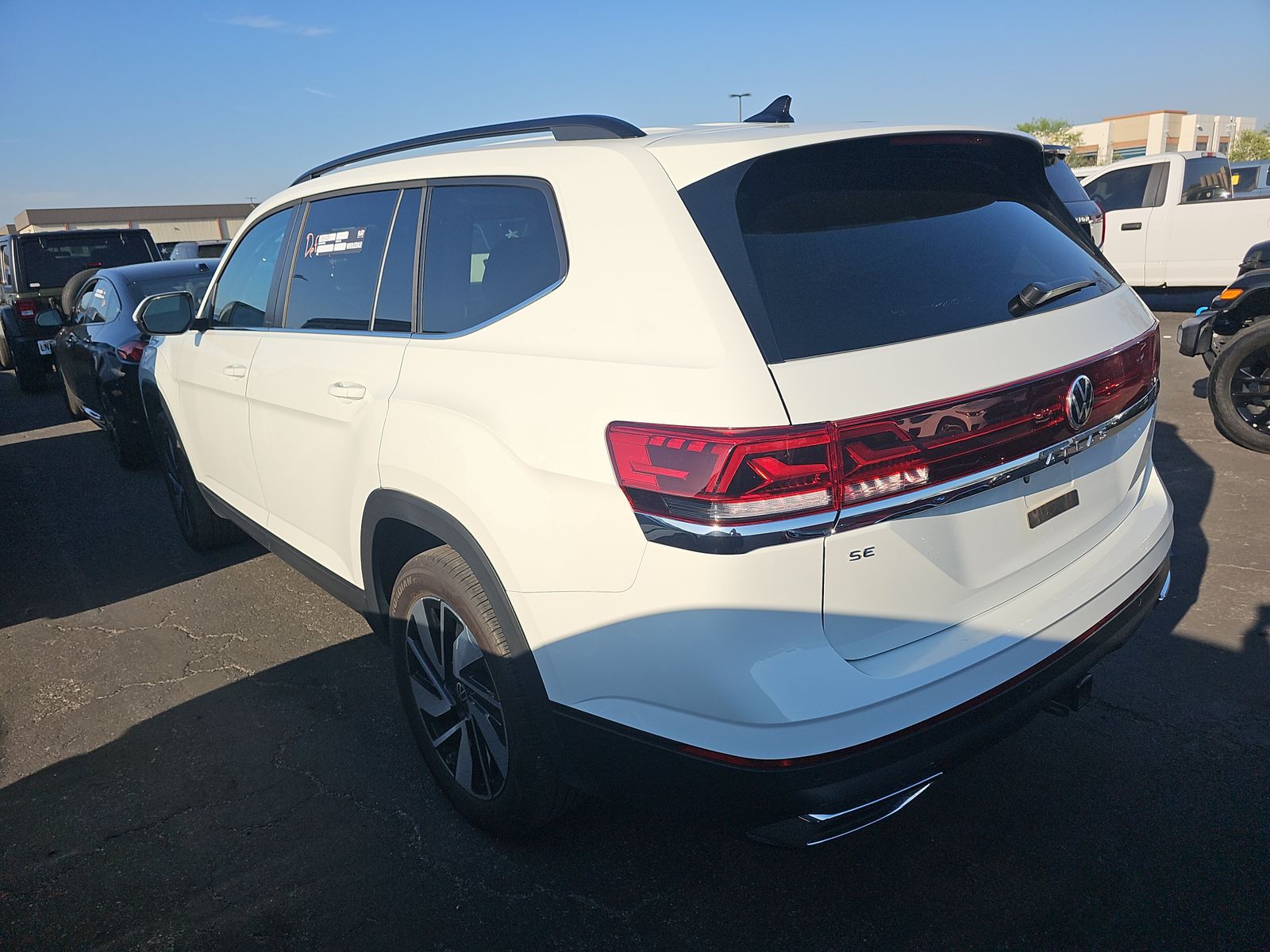 2025 Volkswagen Atlas 2.0T SE FWD